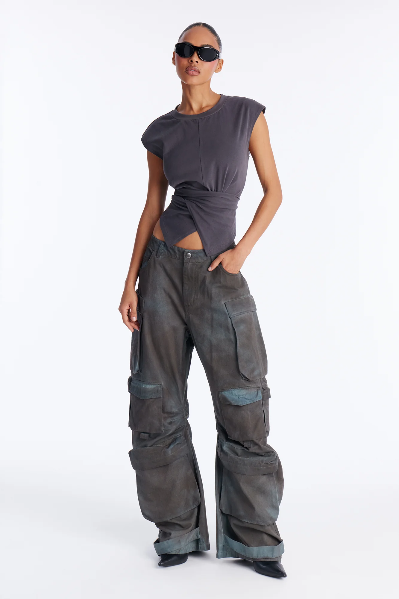 Abigail Low Rise Barrel Leg Cargo Pant - Grey/combo - Image 3