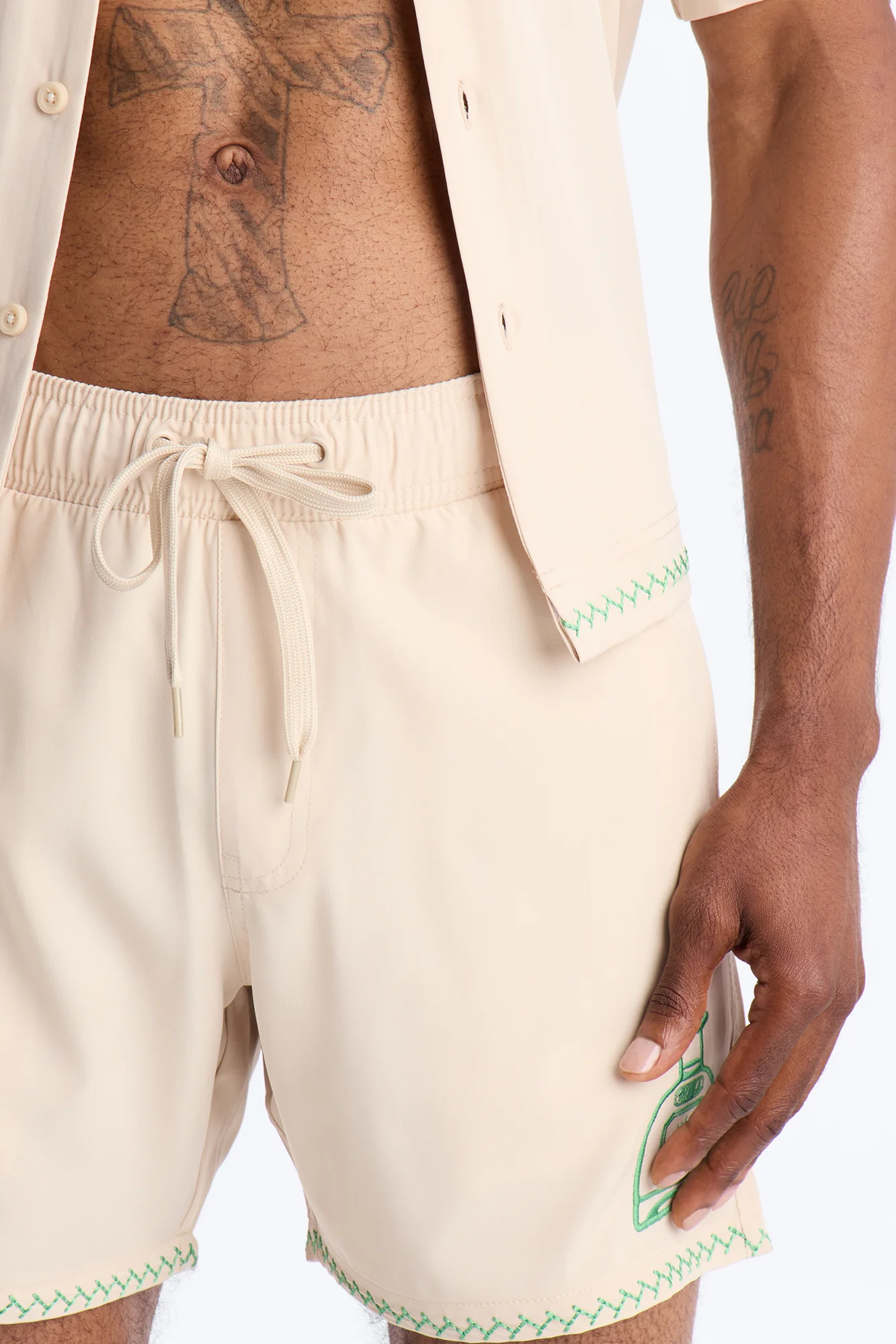 Agave Palm Embroidered Swim Trunk 7″ - Off White - Image 4