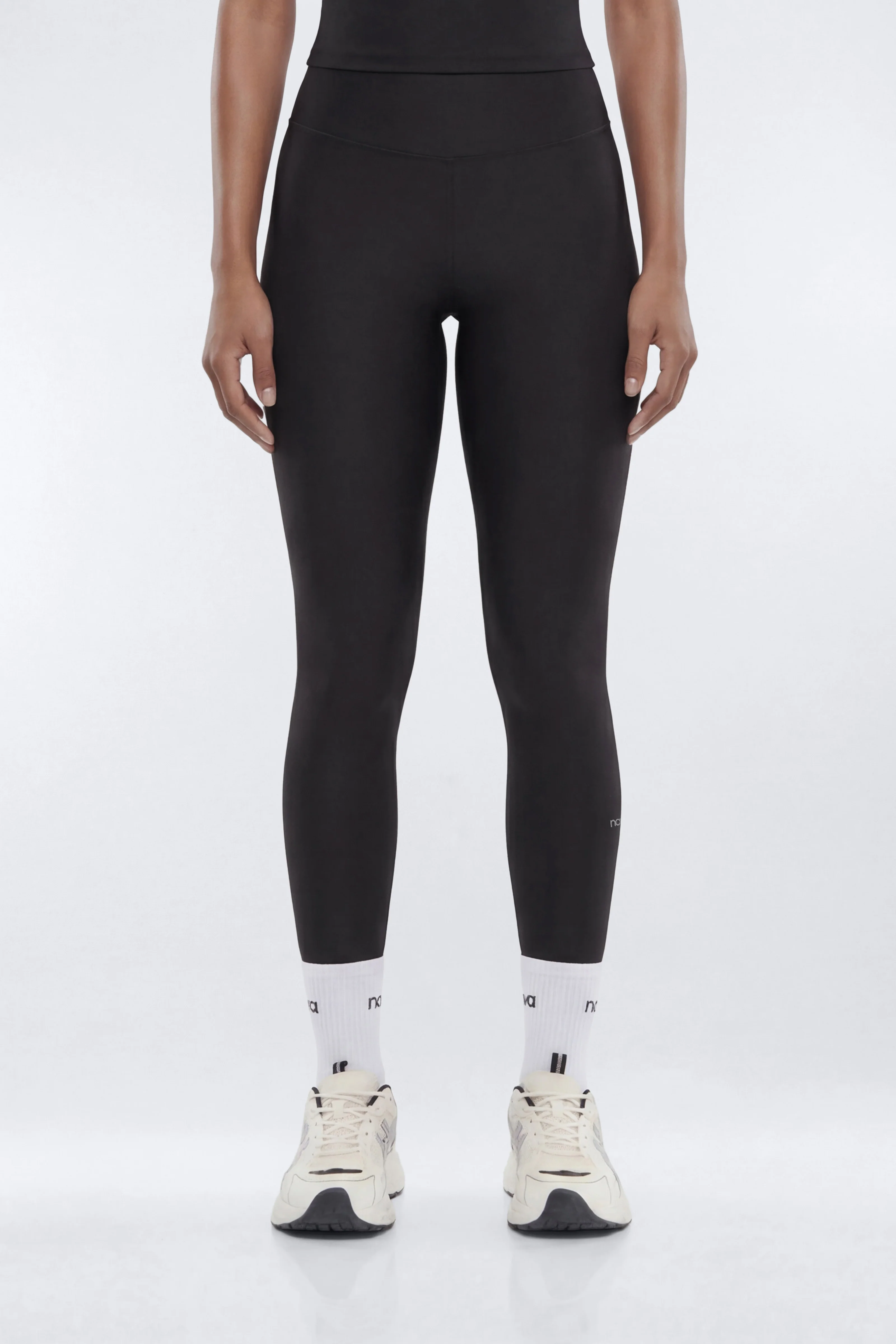 AirSculpt™ 28″ High Rise Legging - Black - Image 2