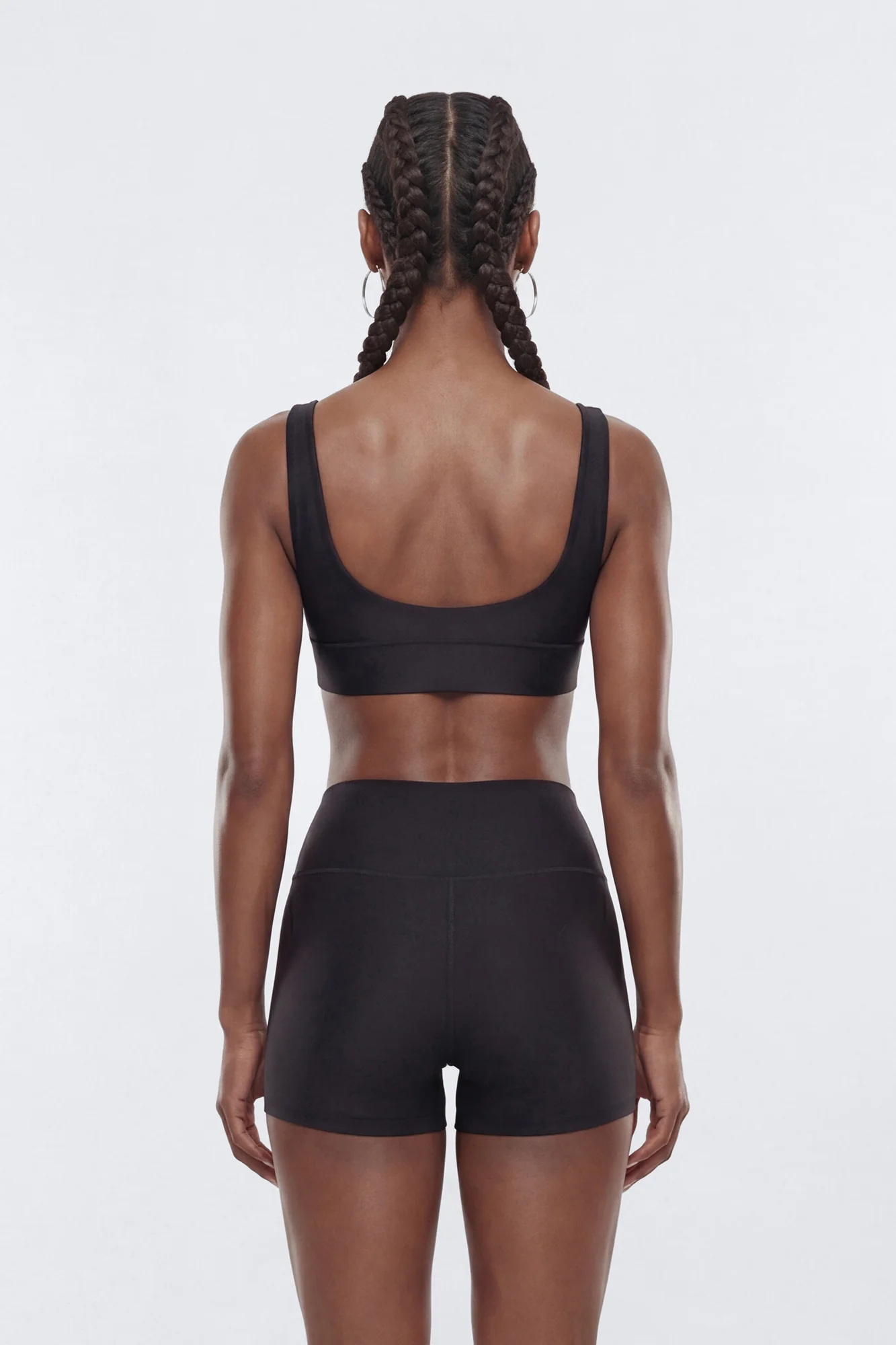 AirSculpt™ 3″ Mid Rise Biker Short - Black - Image 3