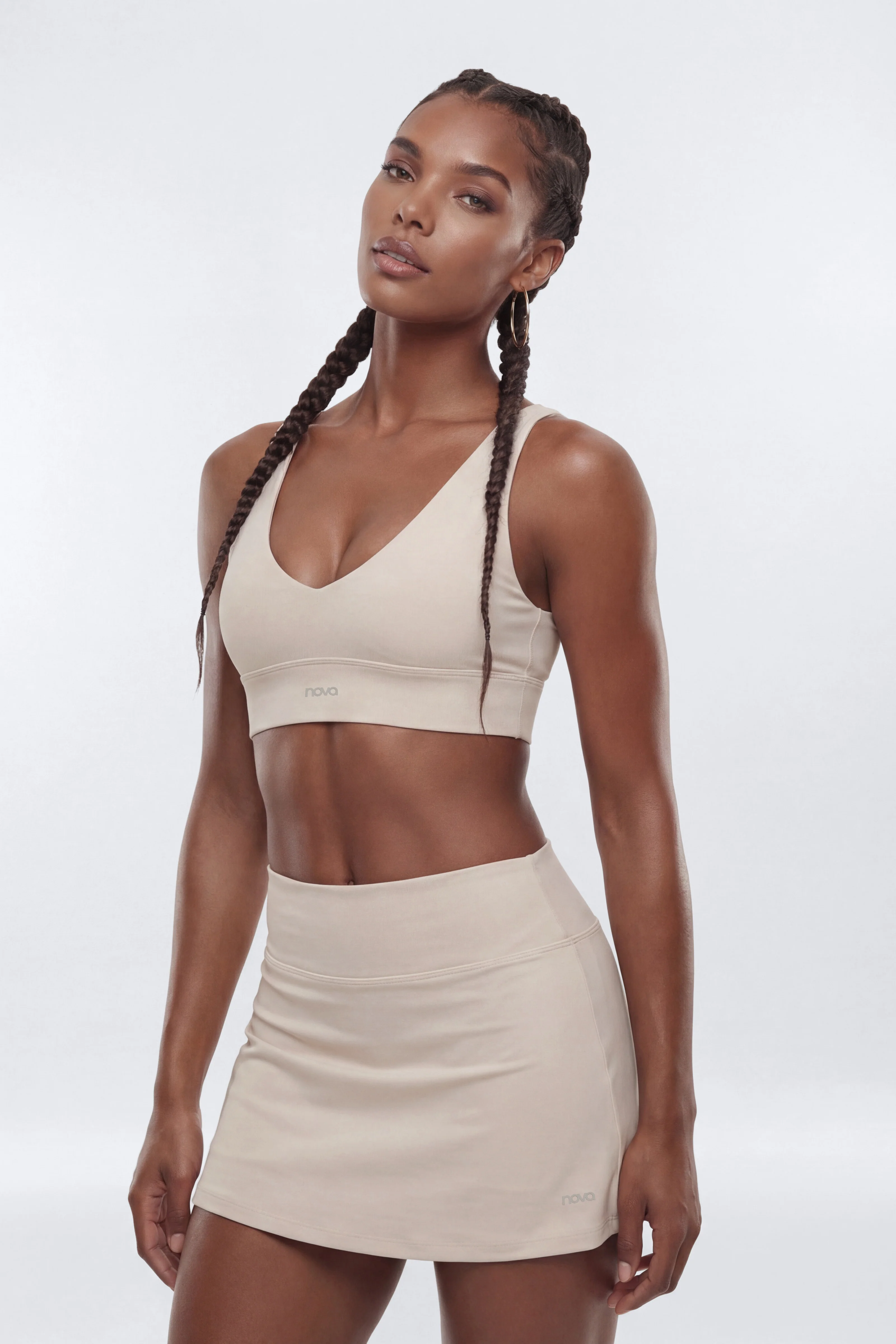 AirSculpt™ V Neck Sports Bra - Oat Milk