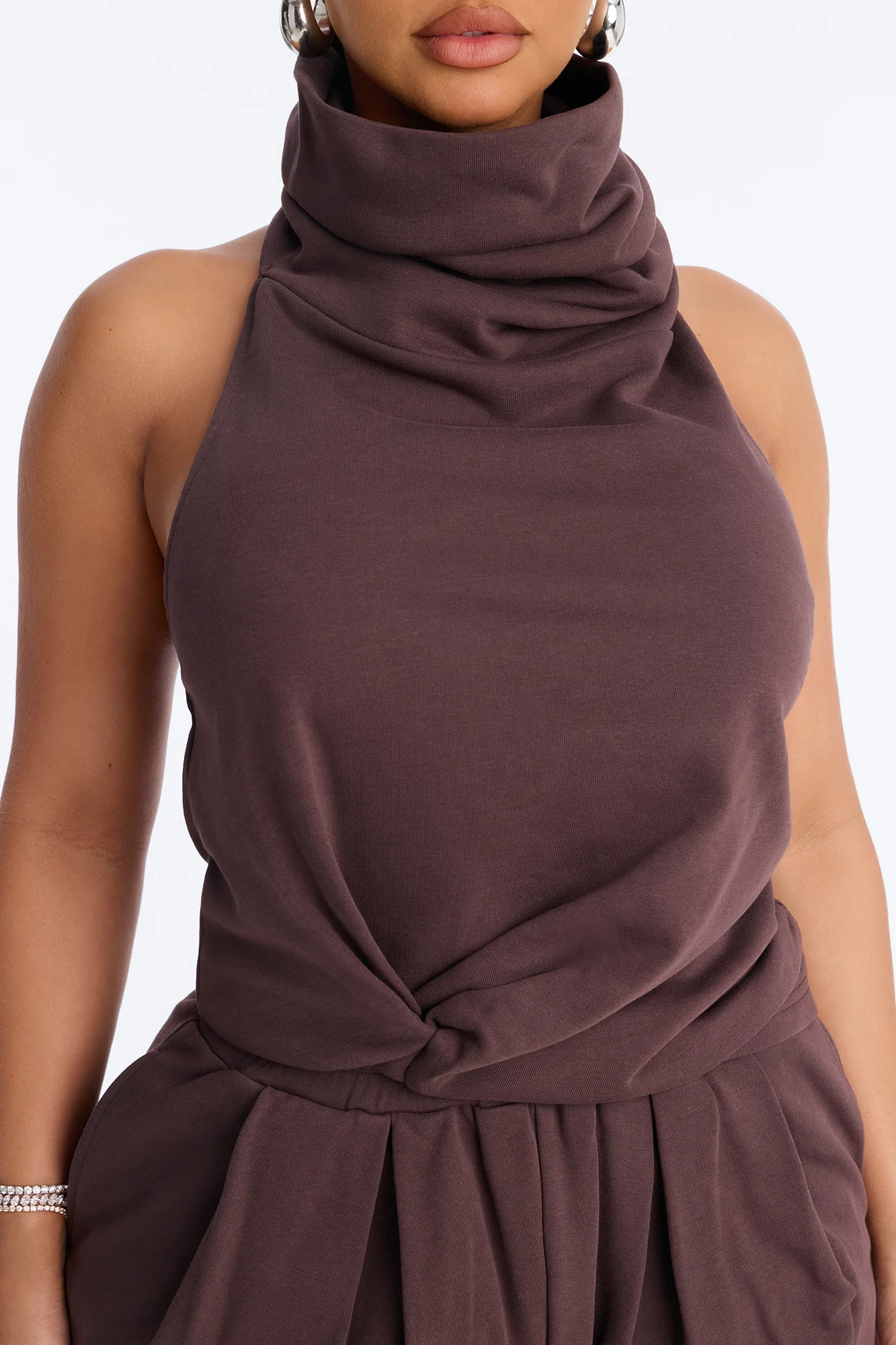 Alexia Backless Halter Jogger Set - Chocolate - Image 3