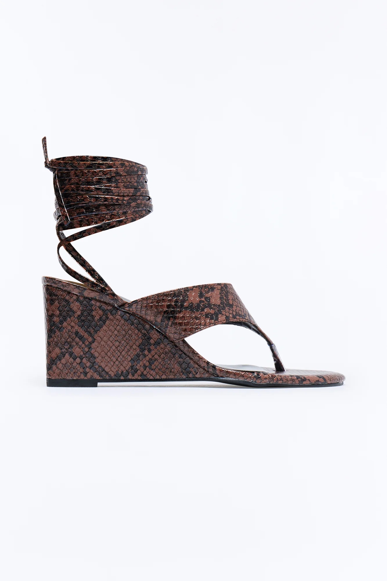 Alexia Thong Wrap Up Wedges - Black/combo