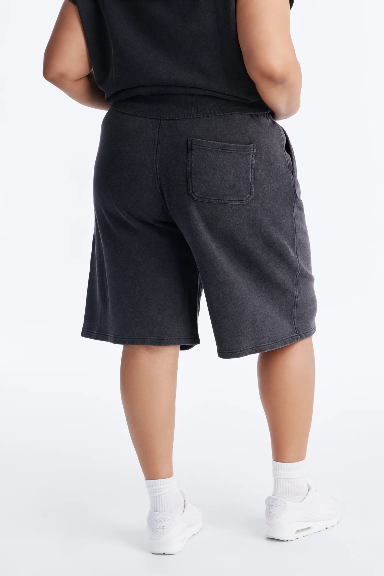 Angie Washed Sweatshorts - Black - Image 6