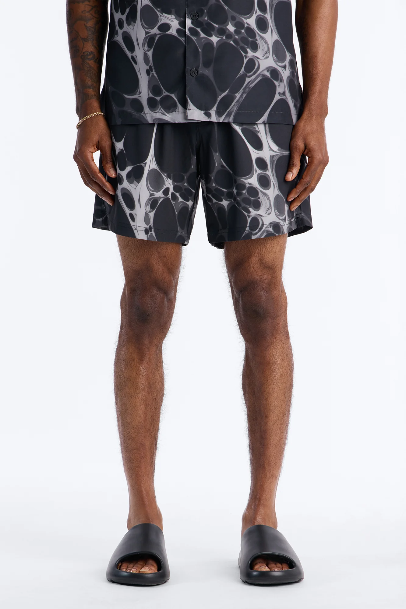Aqua Drip Swim Trunk 7″ - Black