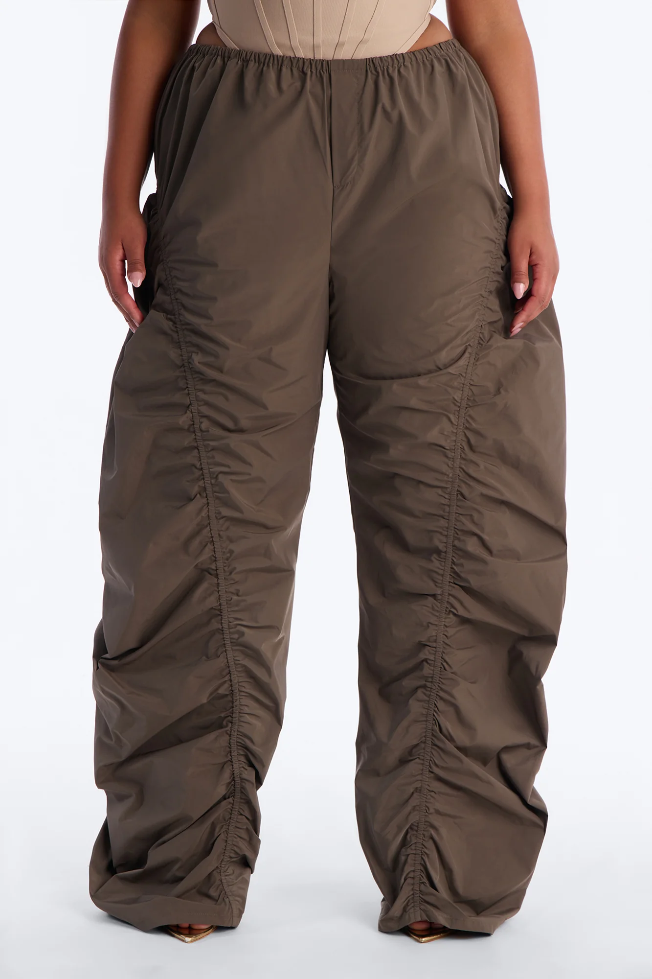 Ariana Low Rise Ruched Stacked Nylon Pant 33″ - Olive - Image 6