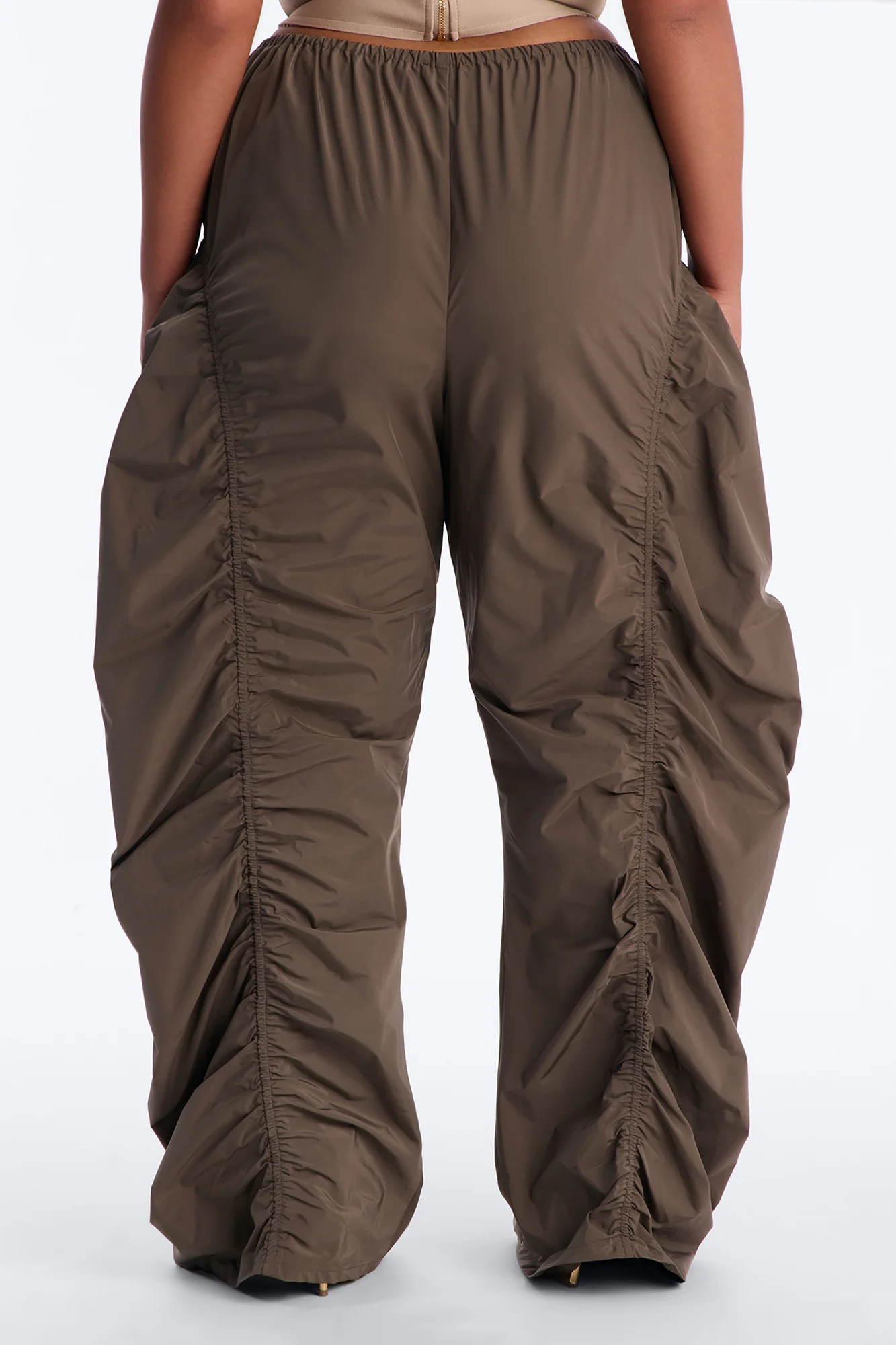 Ariana Low Rise Ruched Stacked Nylon Pant 33″ - Olive - Image 8