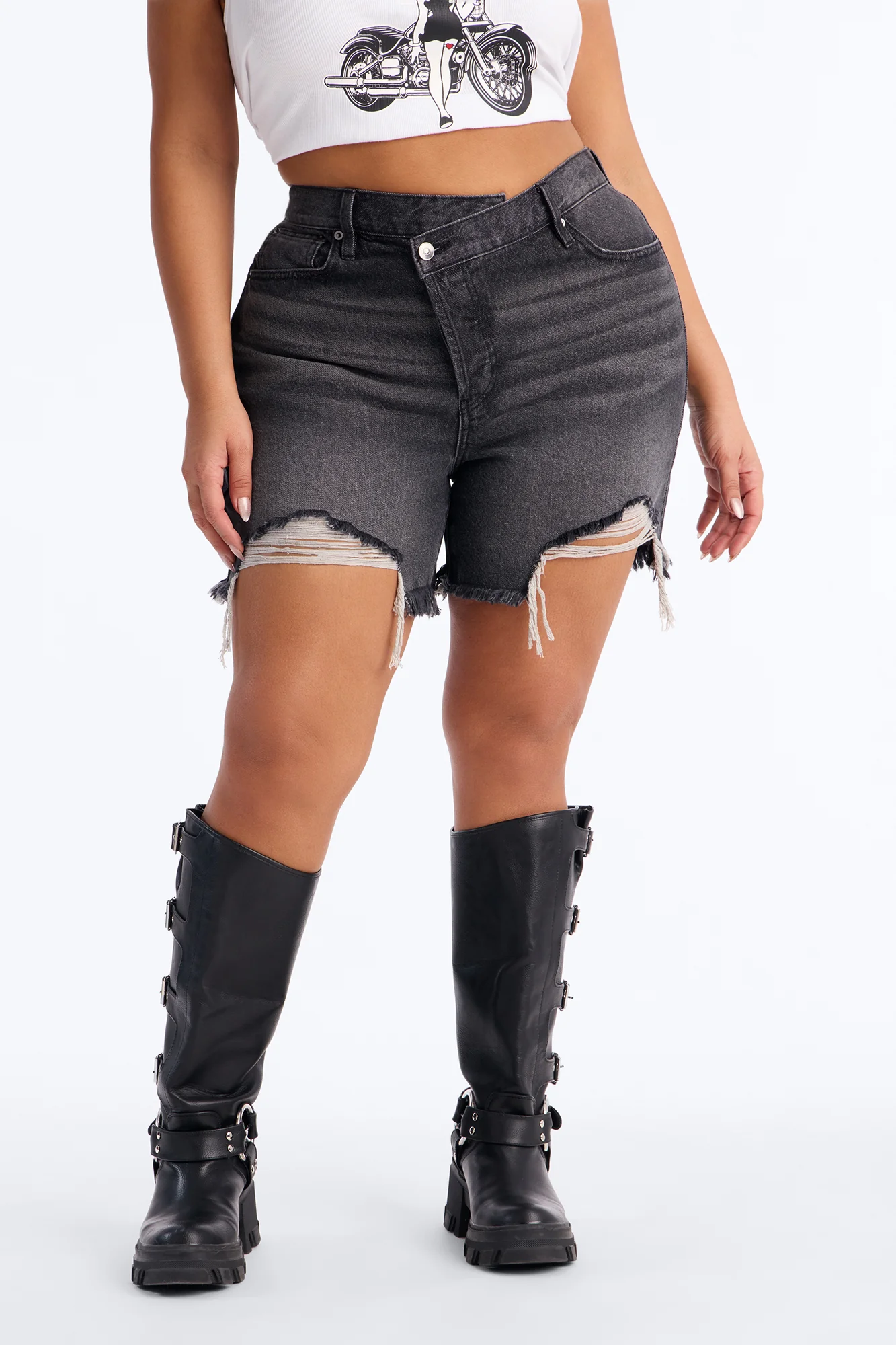 At A Glance Crossover Denim Shorts - Black Wash - Image 6