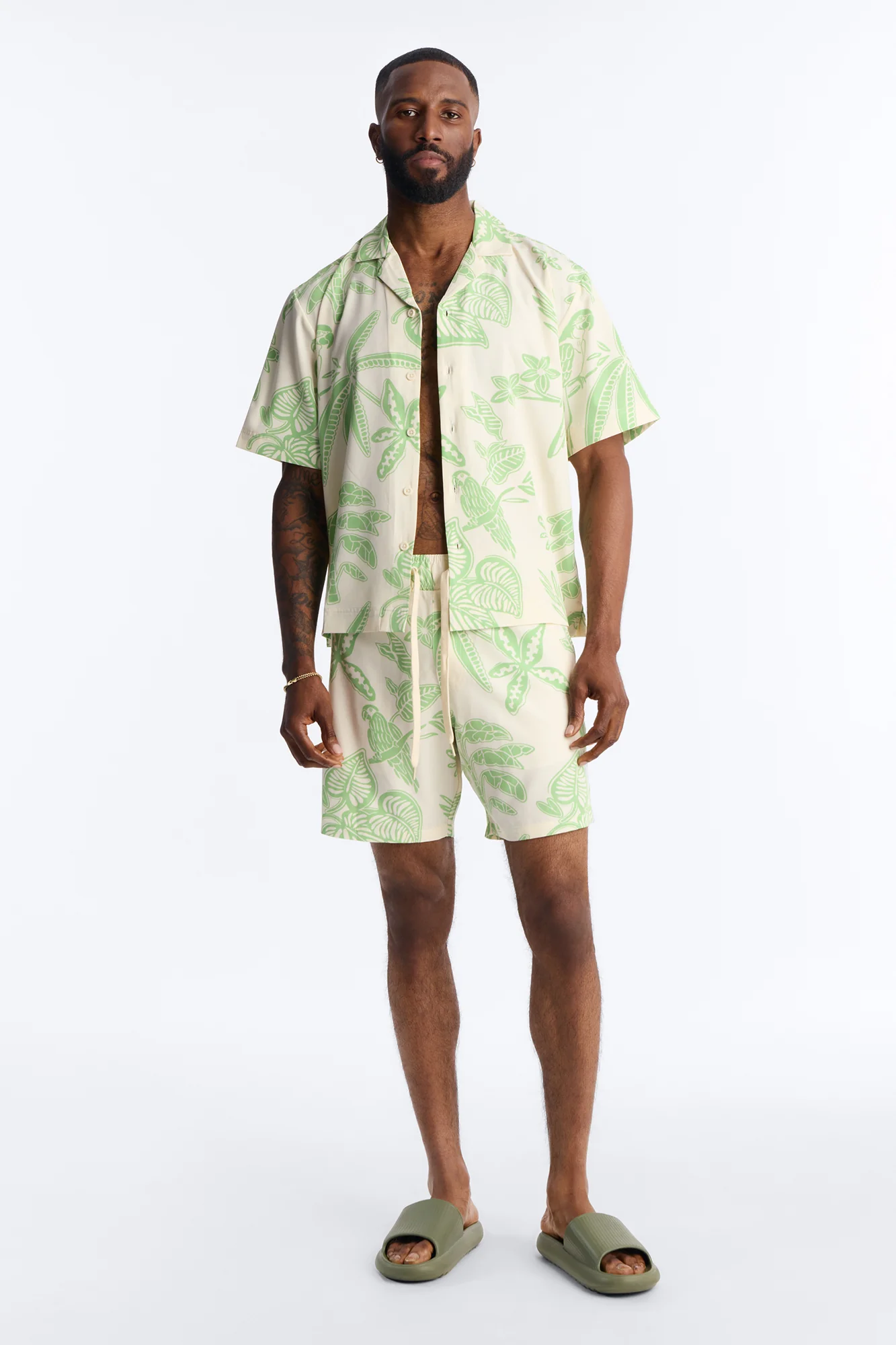 Azure Paradise Swim Trunk 7″ - Olive - Image 2