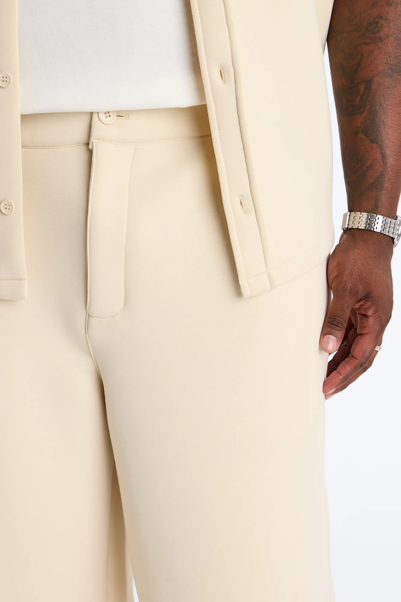 Baggy Arclight Interlock Short - Cream - Image 8