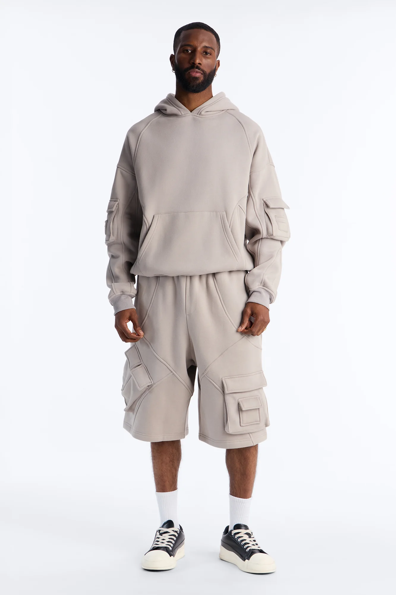 Baggy Chaos Cargo Sweatshort - Grey