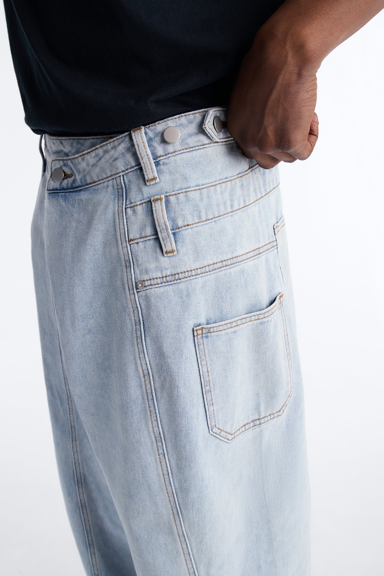 Baggy Crossover Come Again Jean - Light Wash - Image 5