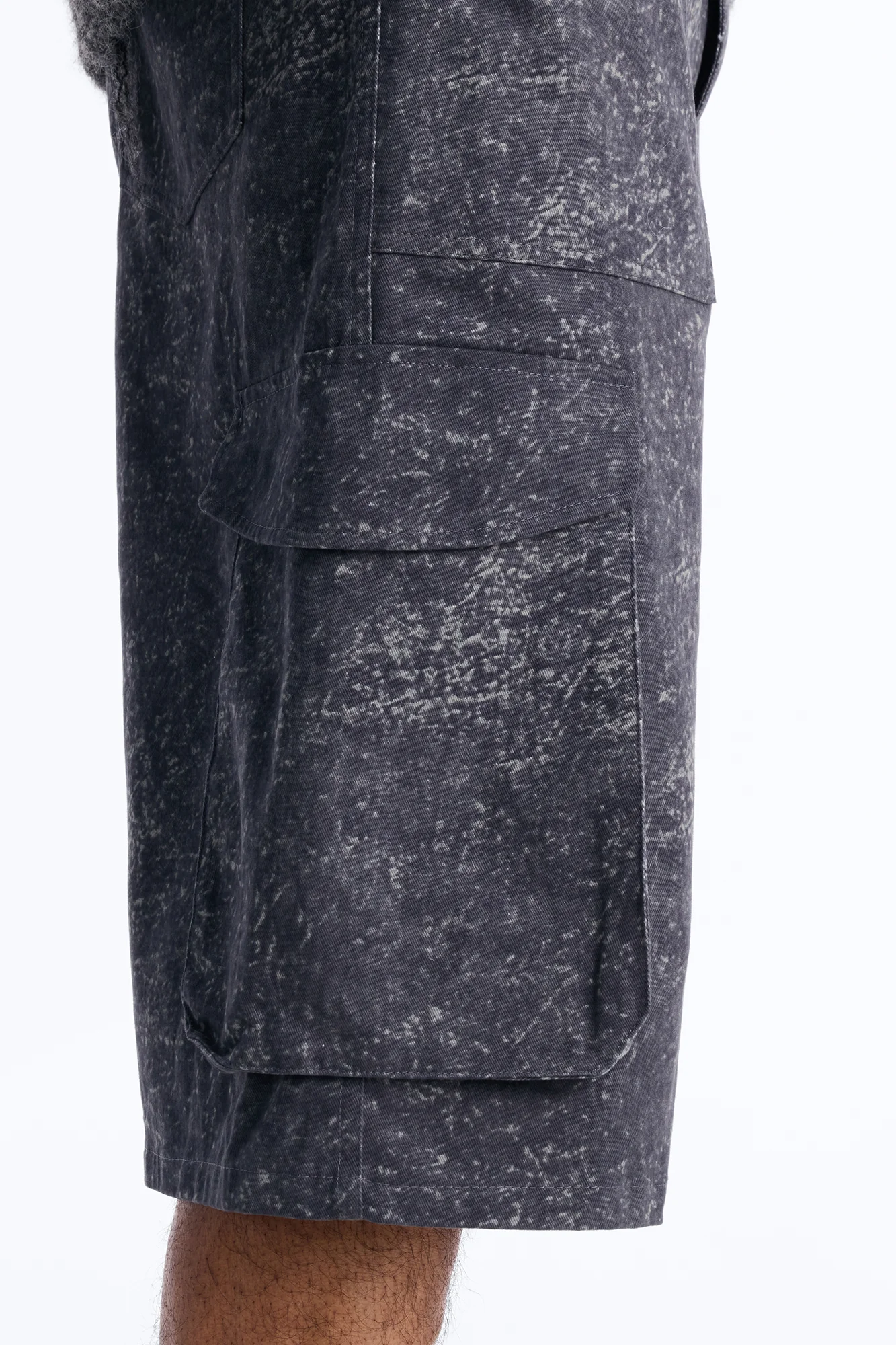 Baggy Mental State Cargo Short - Charcoal - Image 4