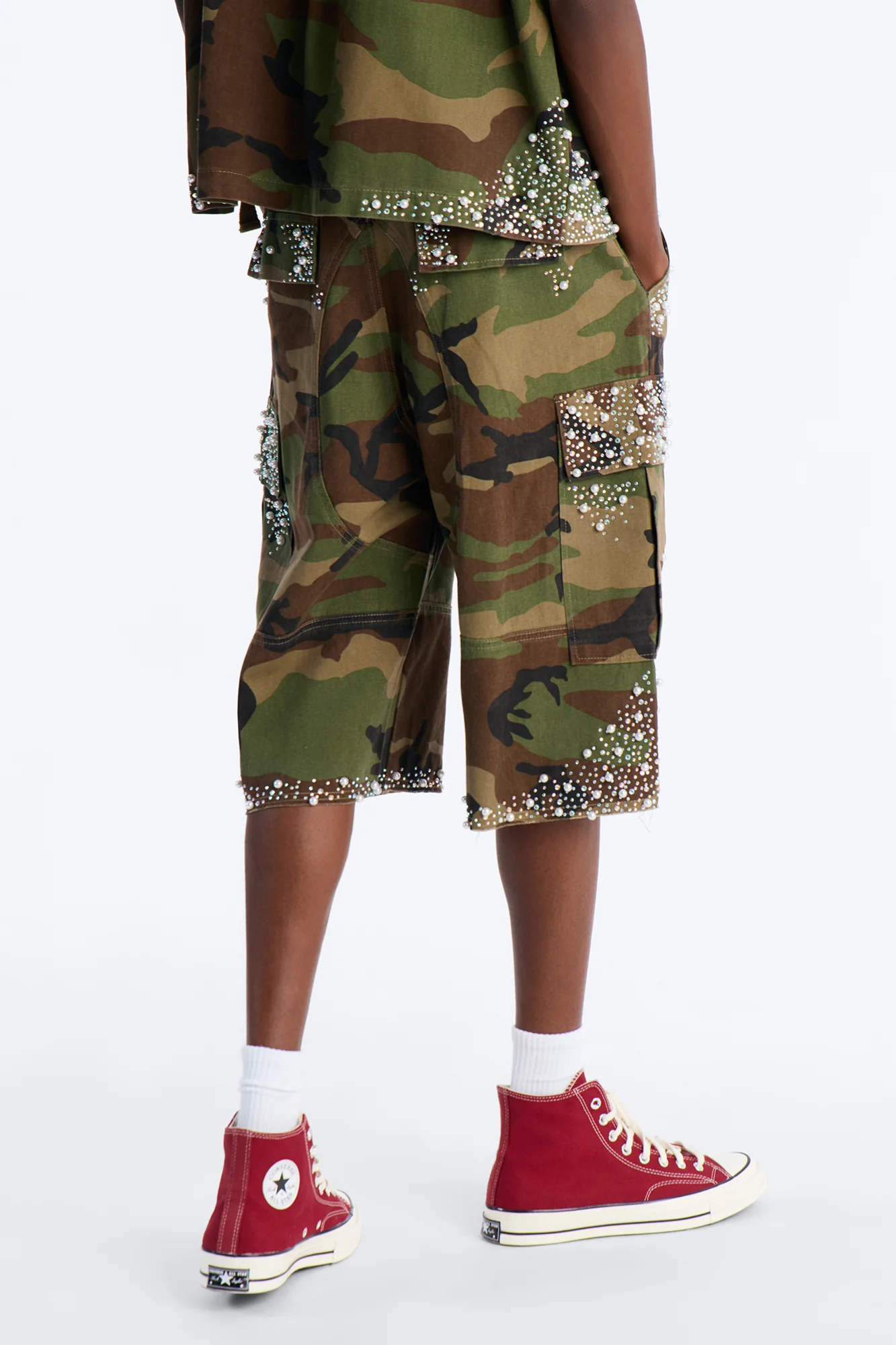 Baggy Pearl World Embellished Short - Camouflage - Image 4