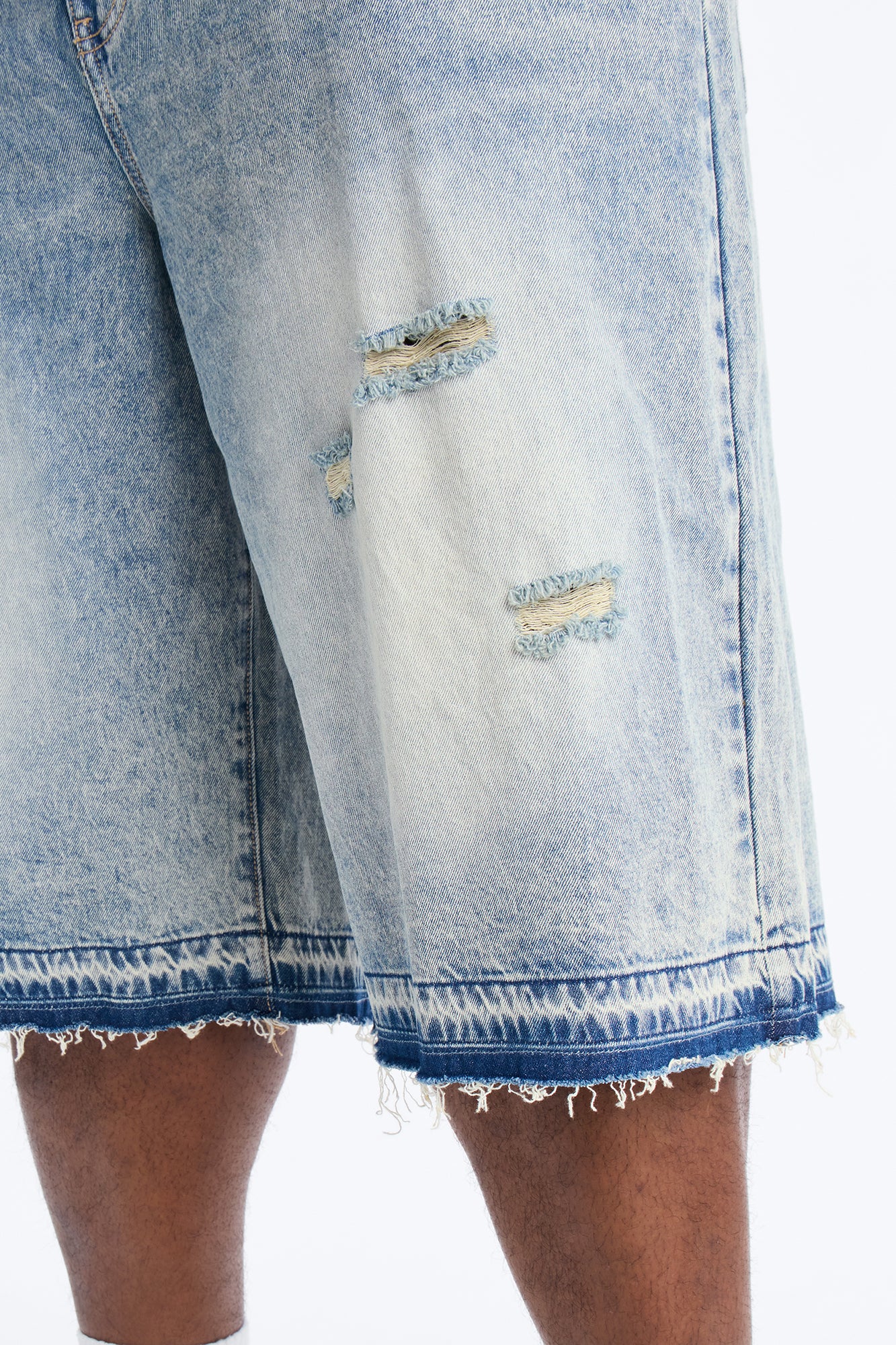 Baggy Skatepark Denim Short - Light Wash - Image 8