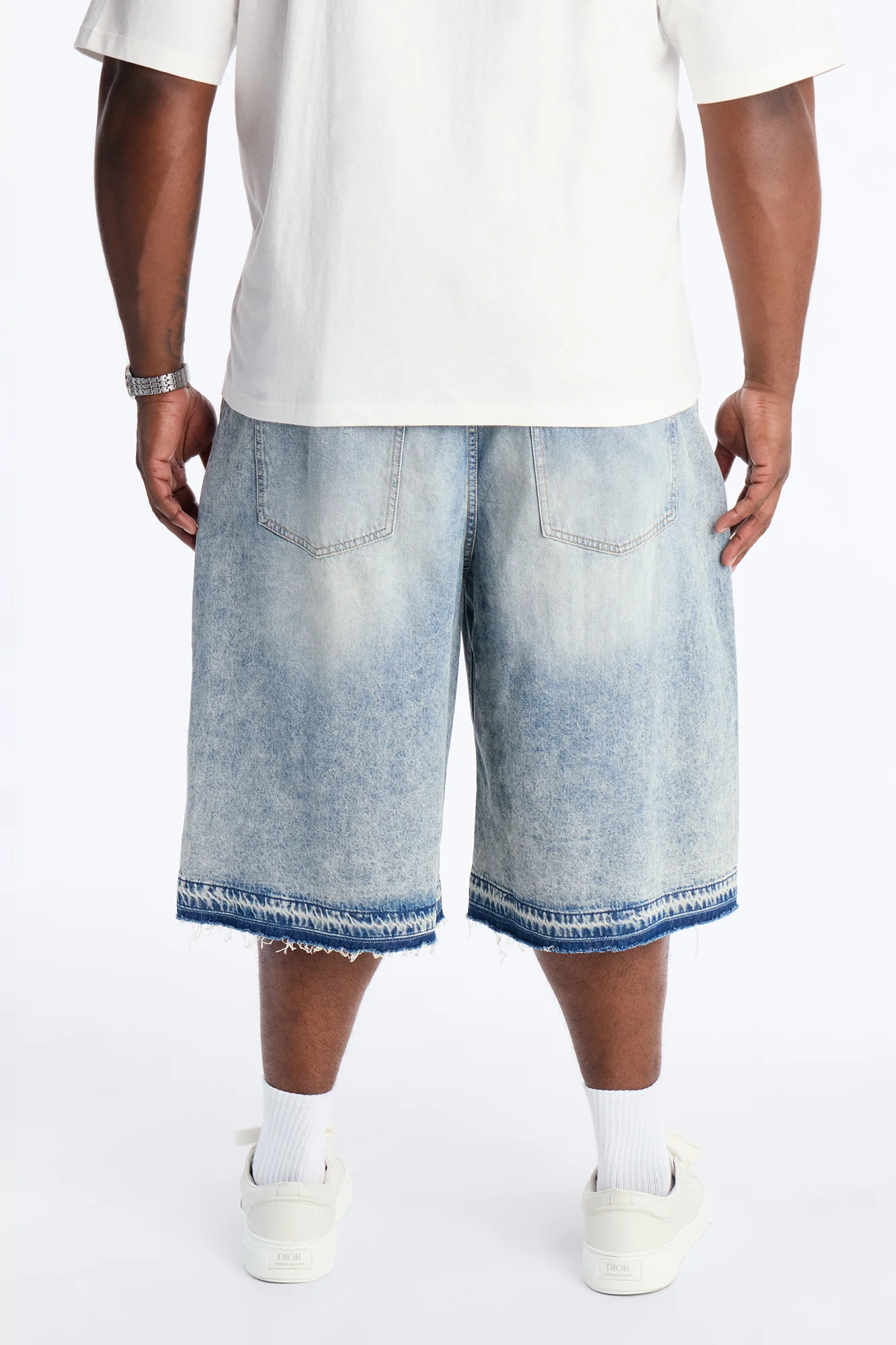 Baggy Skatepark Denim Short - Light Wash - Image 9