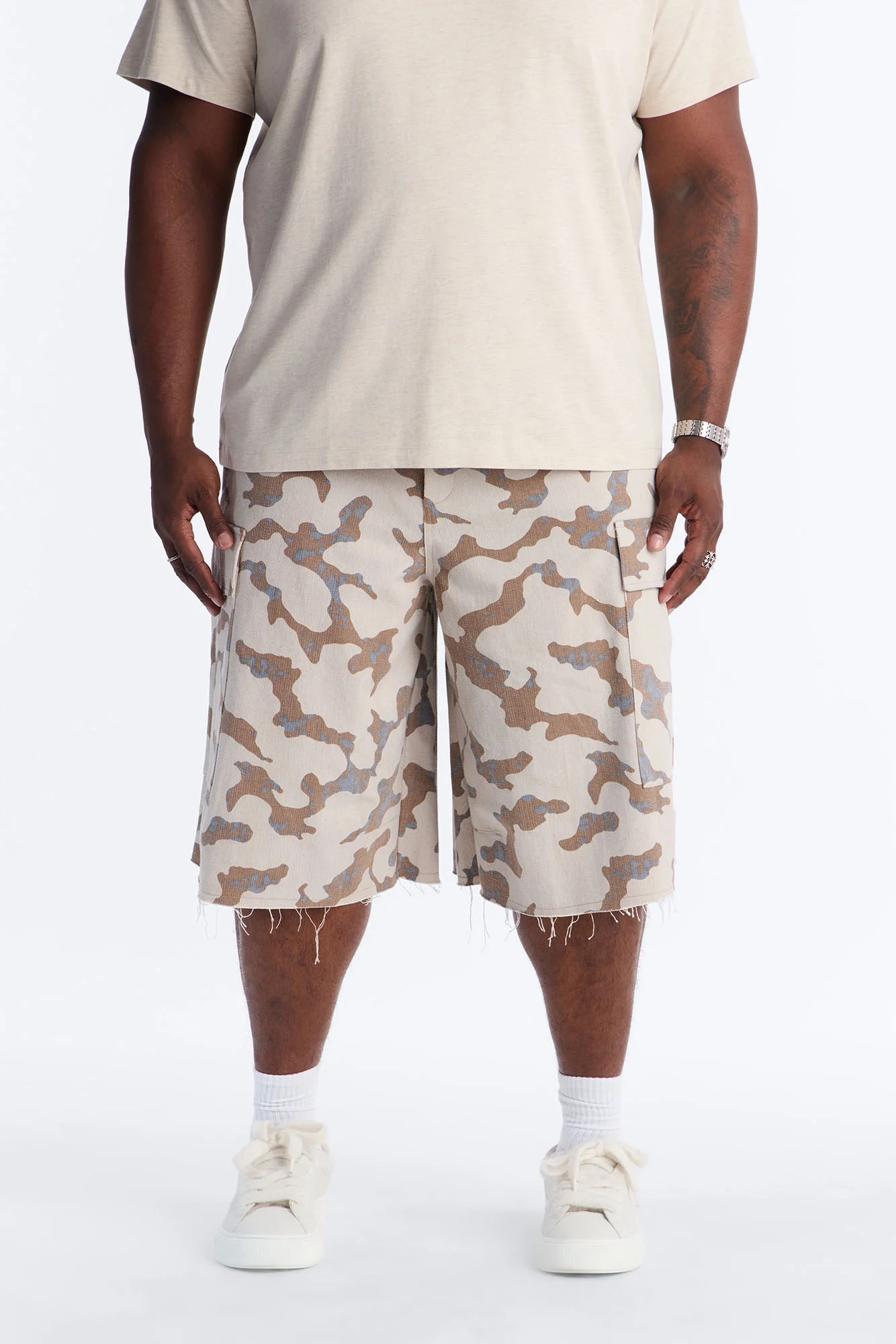 Baggy Subtle Distressed Short - Grey - Image 7