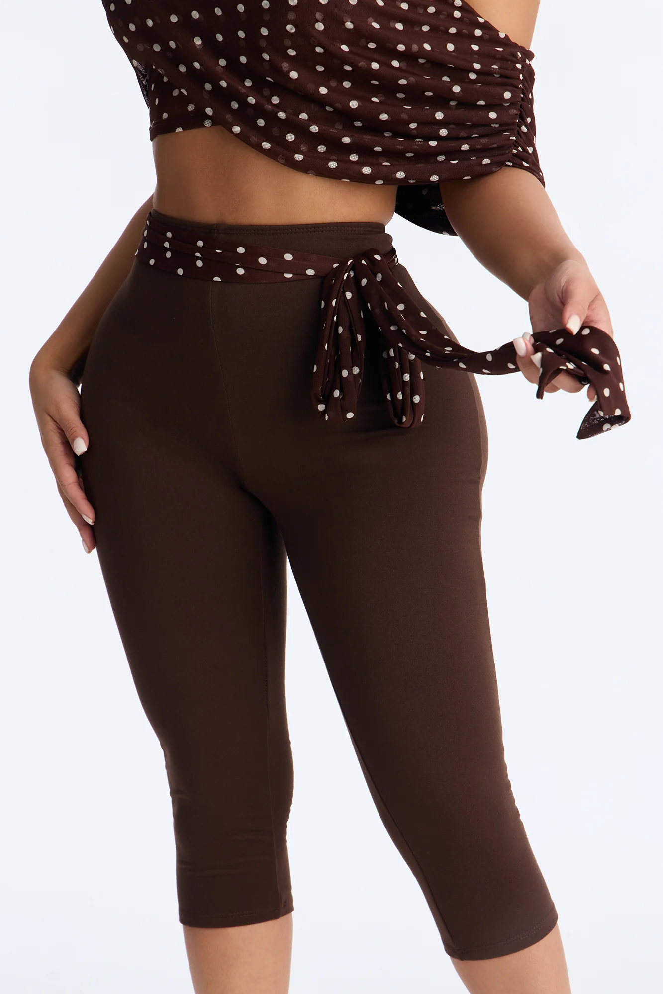 Bailey Off Shoulder Polka Dot Capri Set - Brown/combo - Image 3