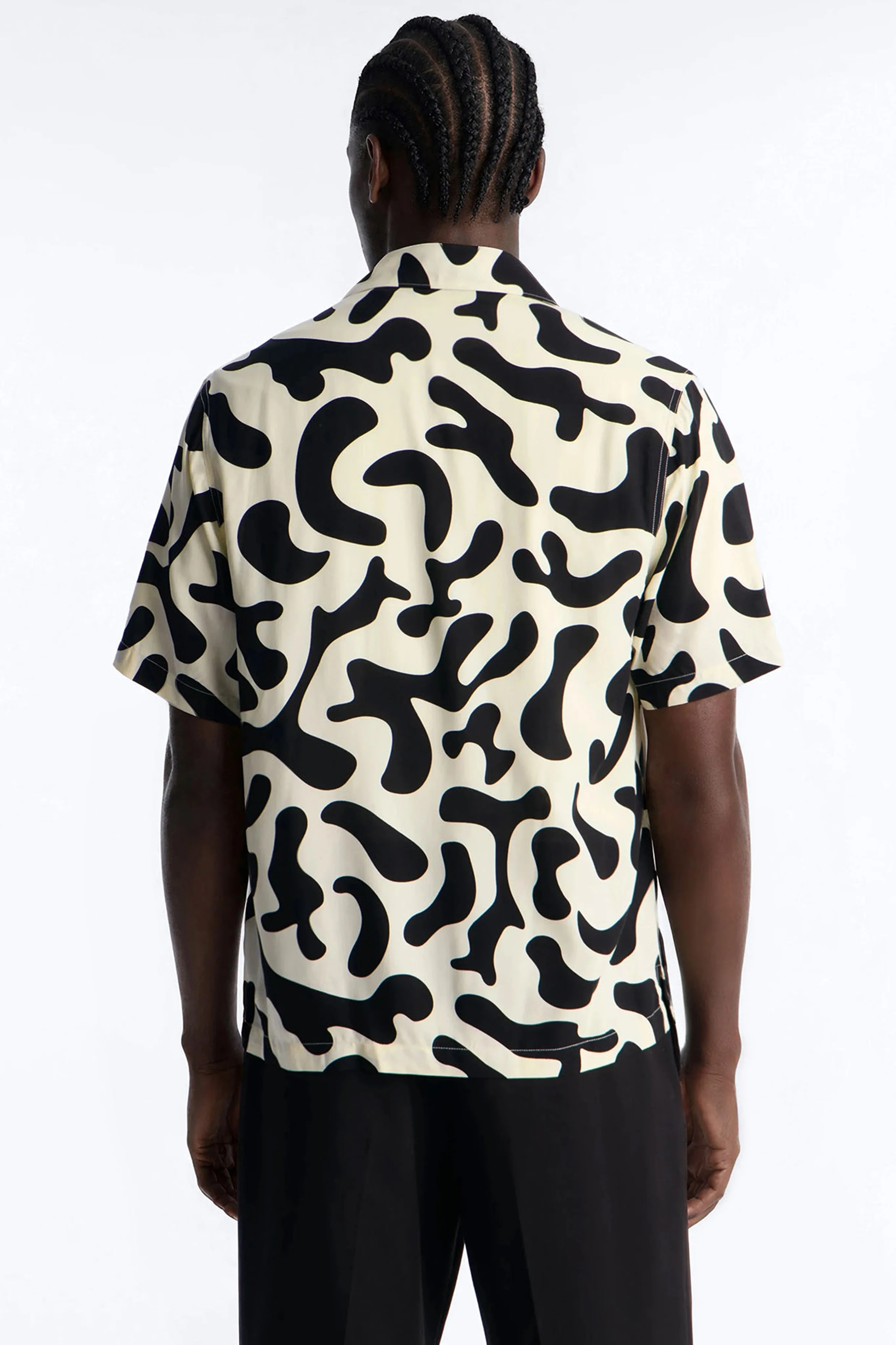Bold Metric Cuban Shirt - Black - Image 4