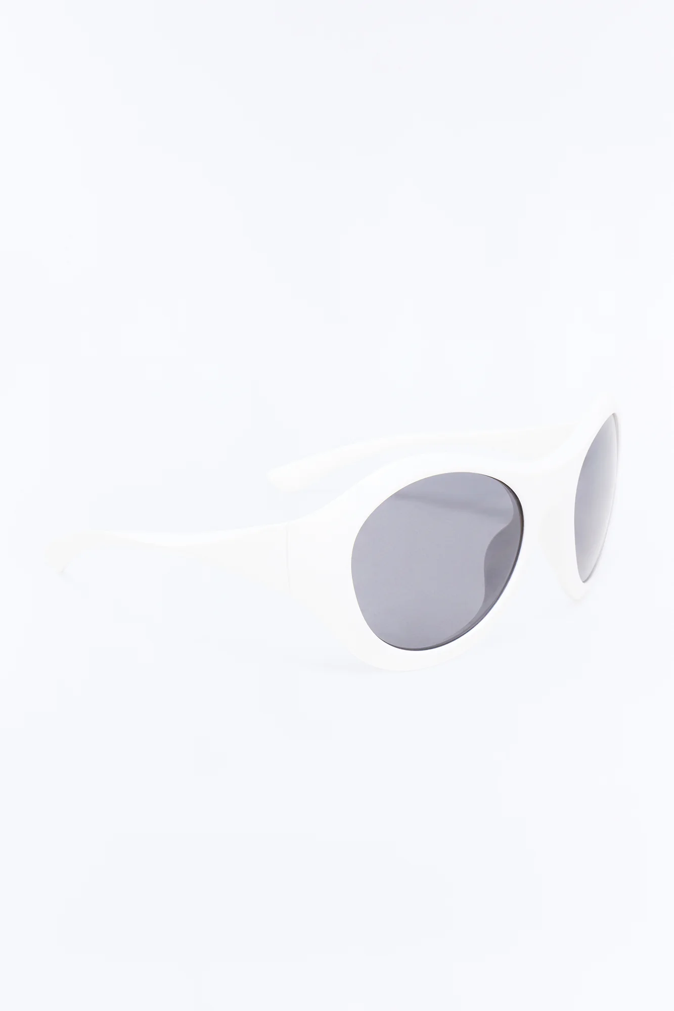 Bugged Out Sunglasses - White - Image 4