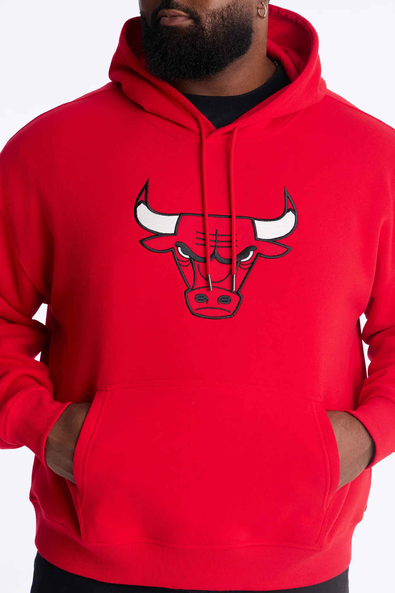 Bulls Old English Embroidery Hoodie - Red - Image 6