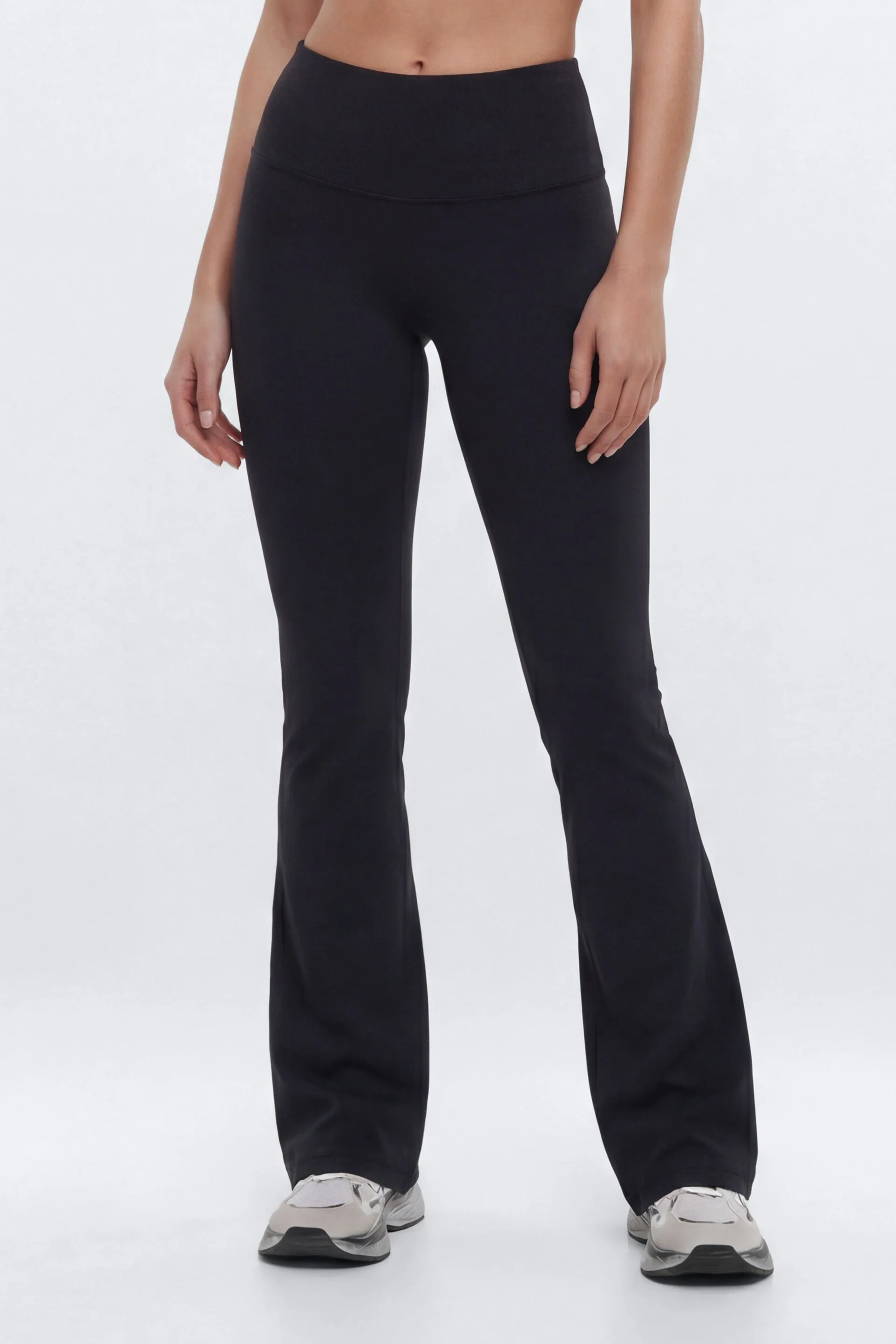 ButterSoft™ 33″ Low Rise Foldover Flare Legging - Black - Image 2