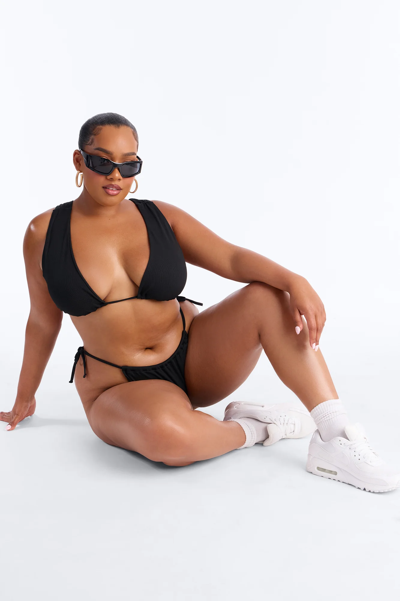 Caterina 2 Piece Halter Bikini Set - Black - Image 4