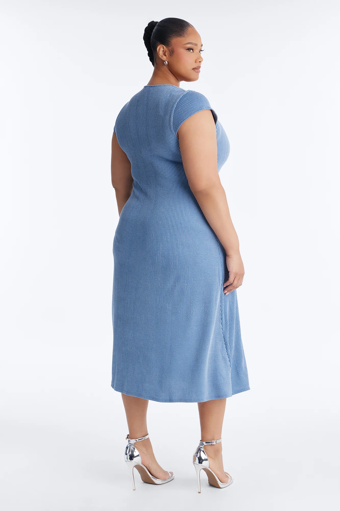 Catherine Ribbed Midi Dress - Blue - Image 7