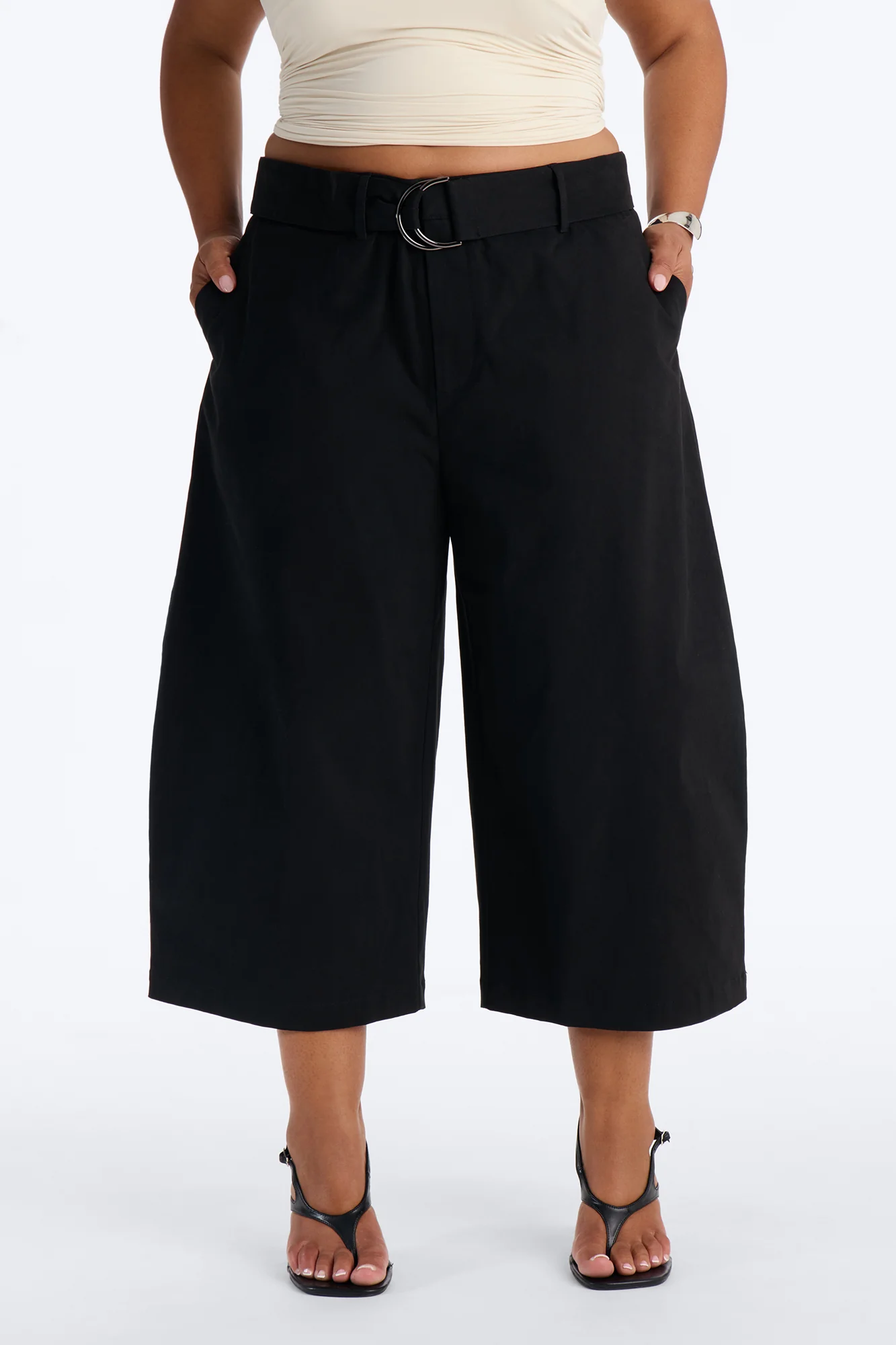 Charity Mid Rise Culotte Barrel Leg Pant - Black - Image 6