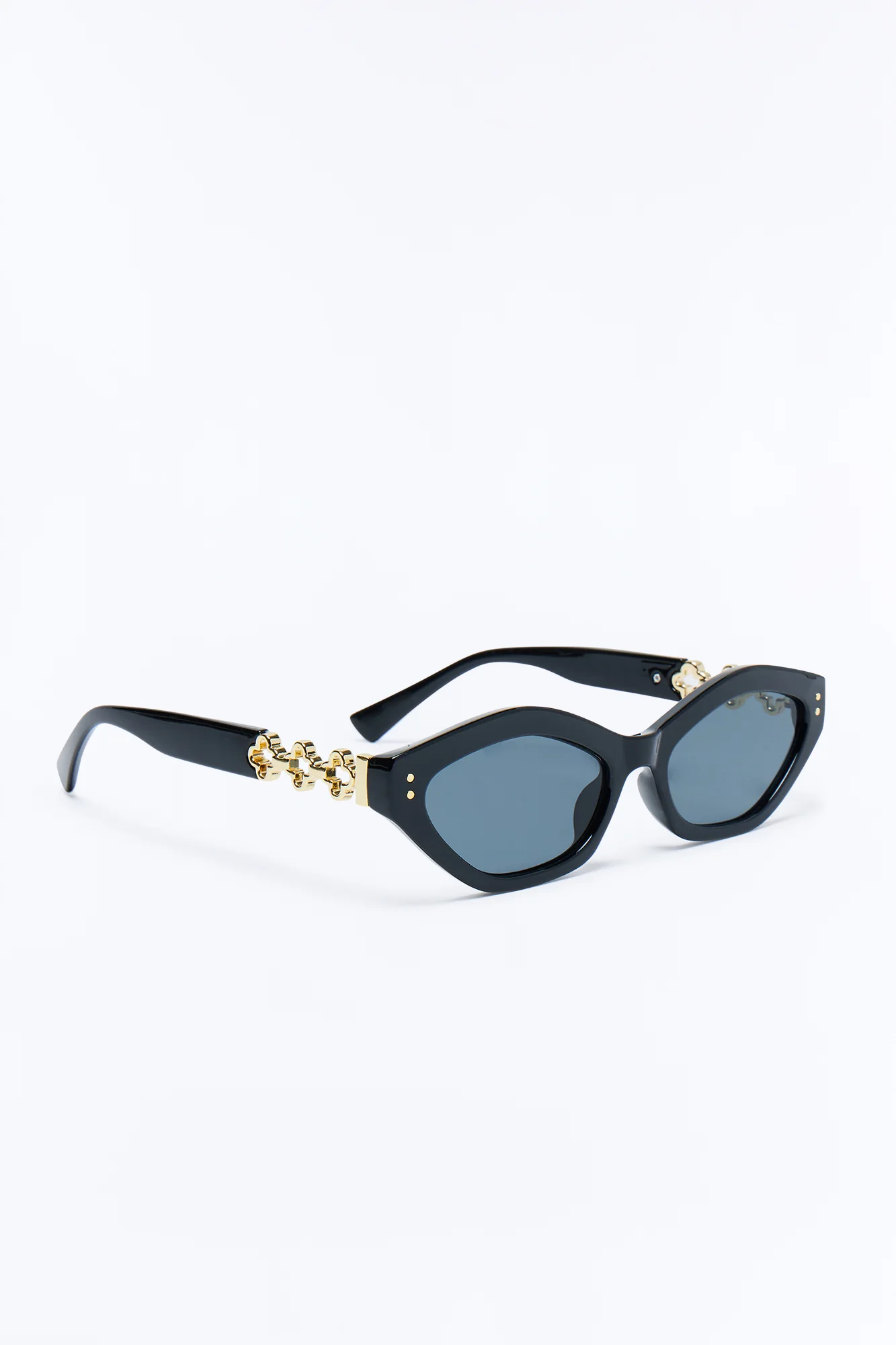 Classy Act Cat Eye Sunglasses - Black - Image 4