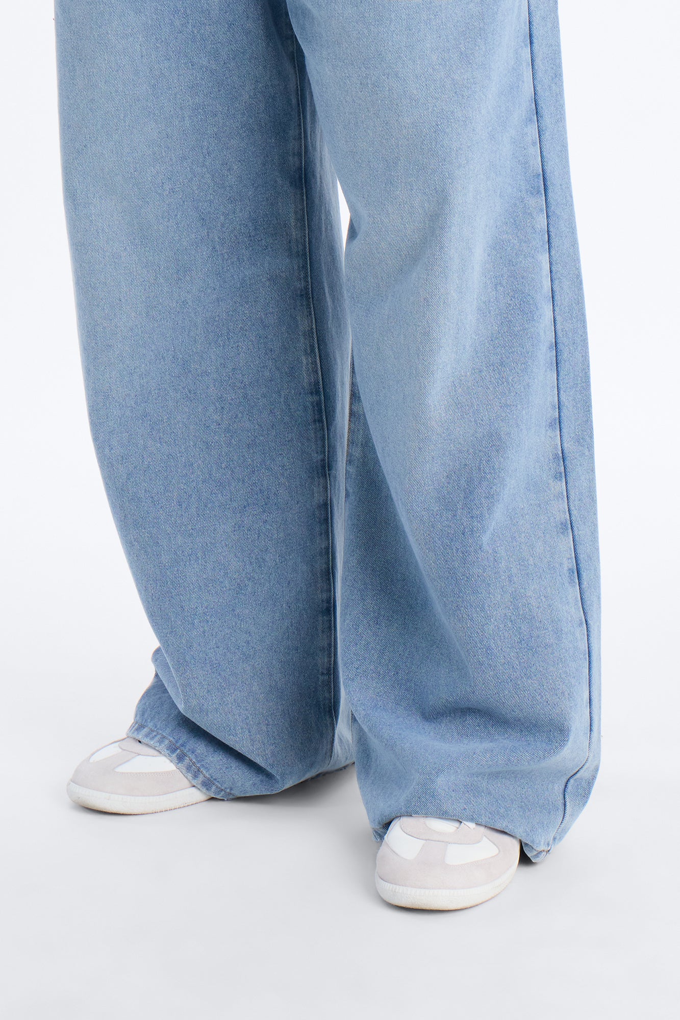 Clean Baggy 5 Pocket Jean - Light Blue Wash - Image 8