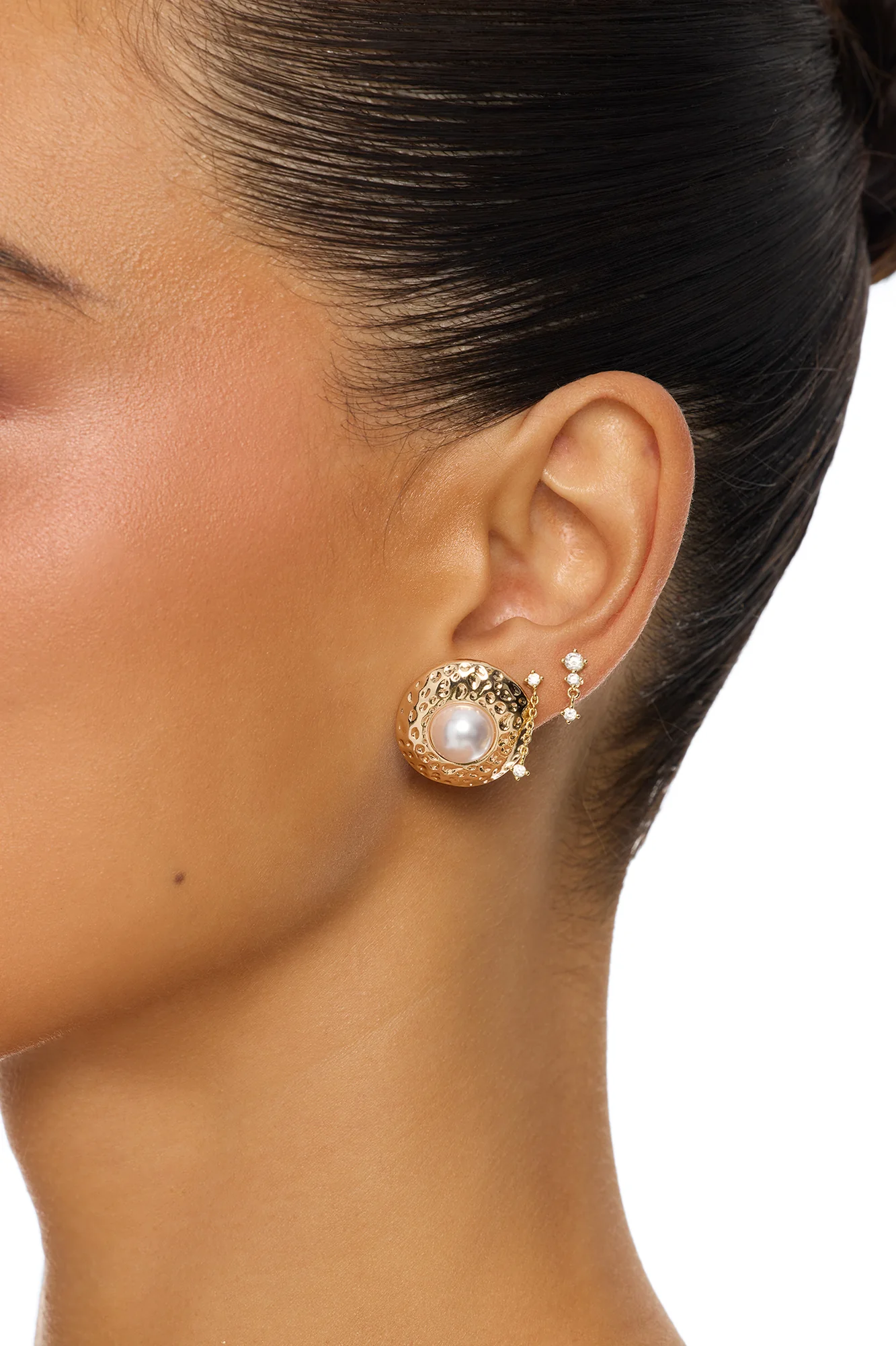 Close To You Pearls Stud Earrings - Gold/combo