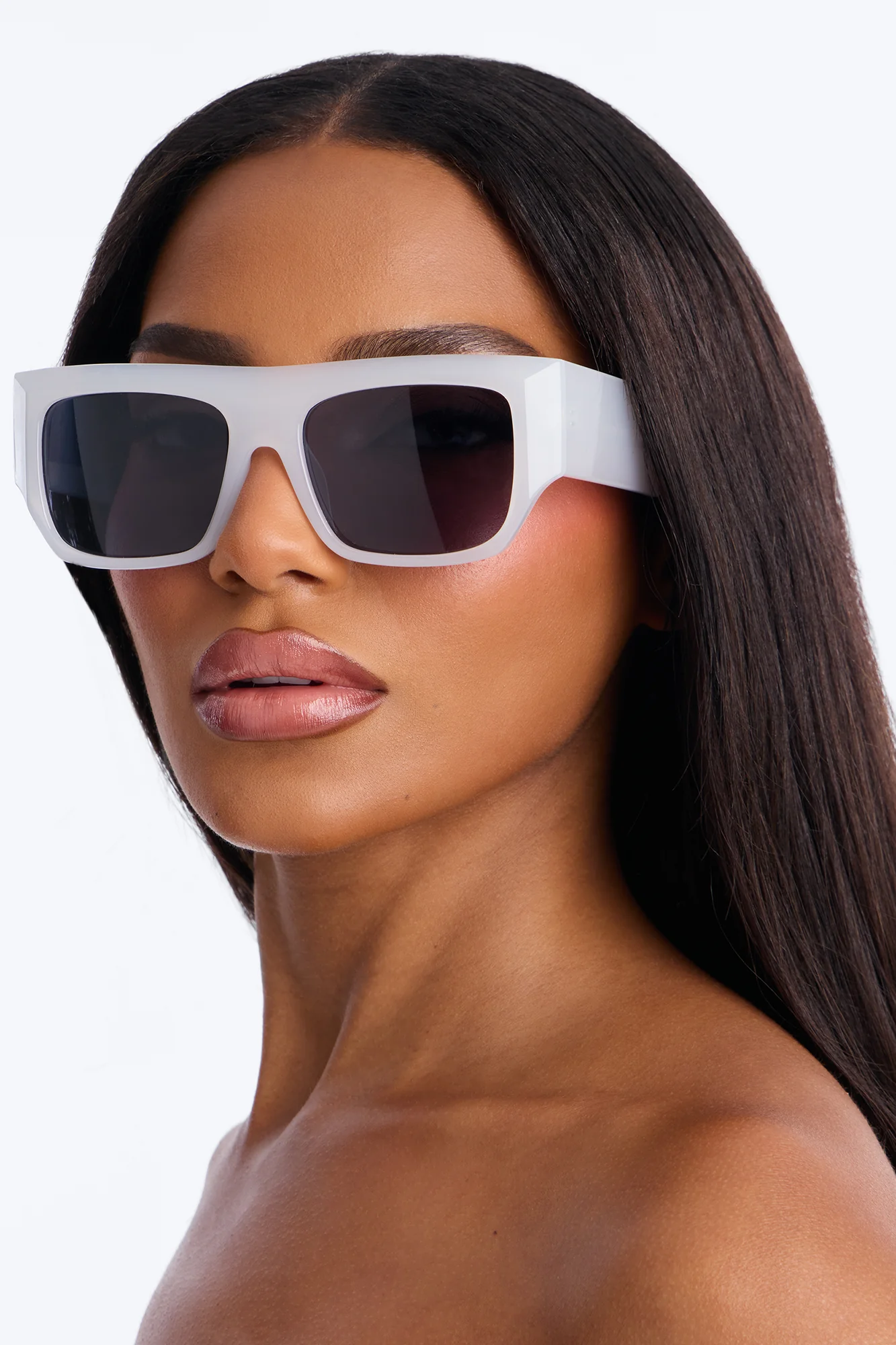 Cloud Kiss Sunglasses - White - Image 3