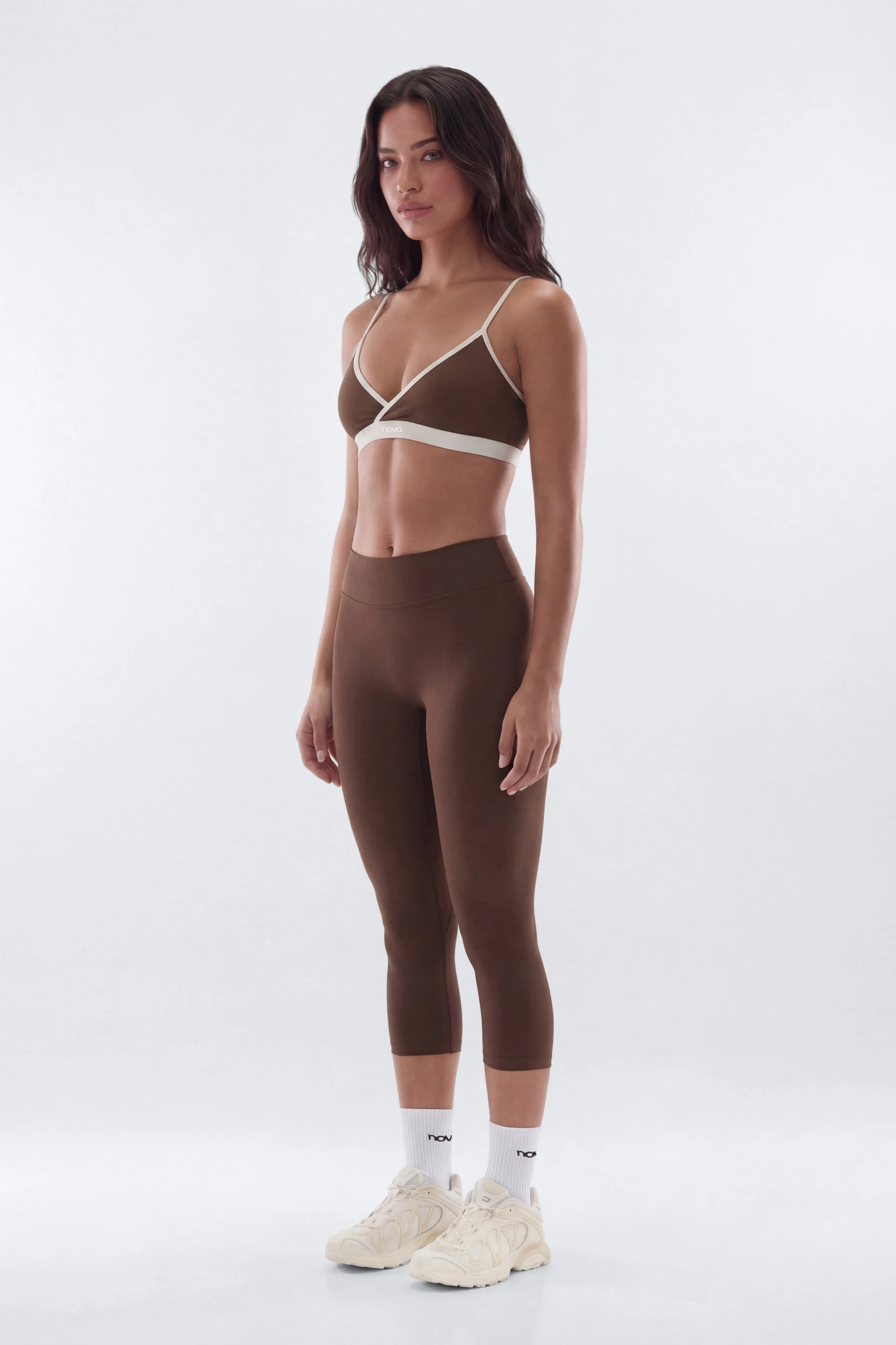 CloudForm™ V Front Contrast Sports Bra - Brown - Image 2
