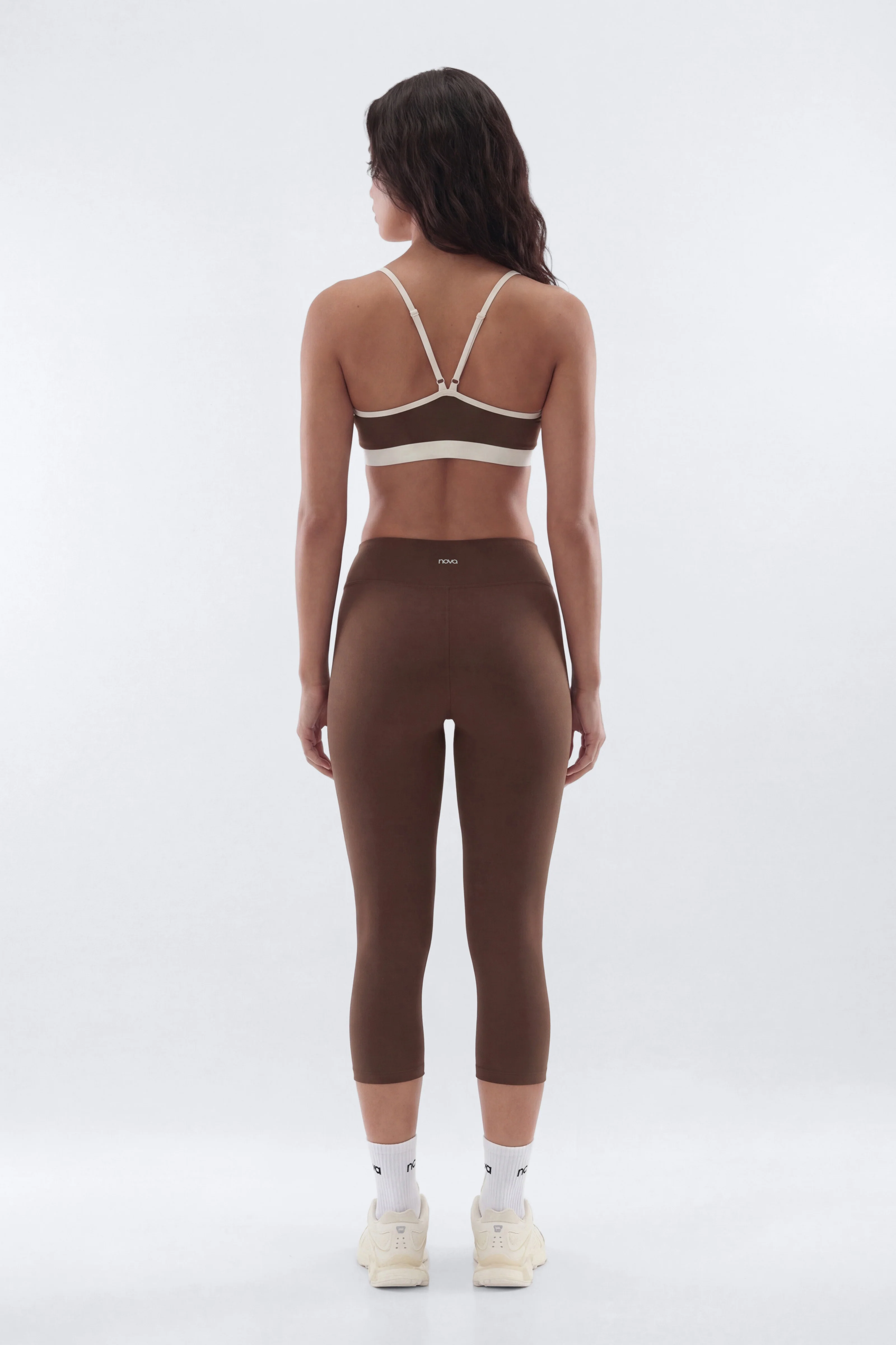 CloudForm™ V Front Contrast Sports Bra - Brown - Image 3
