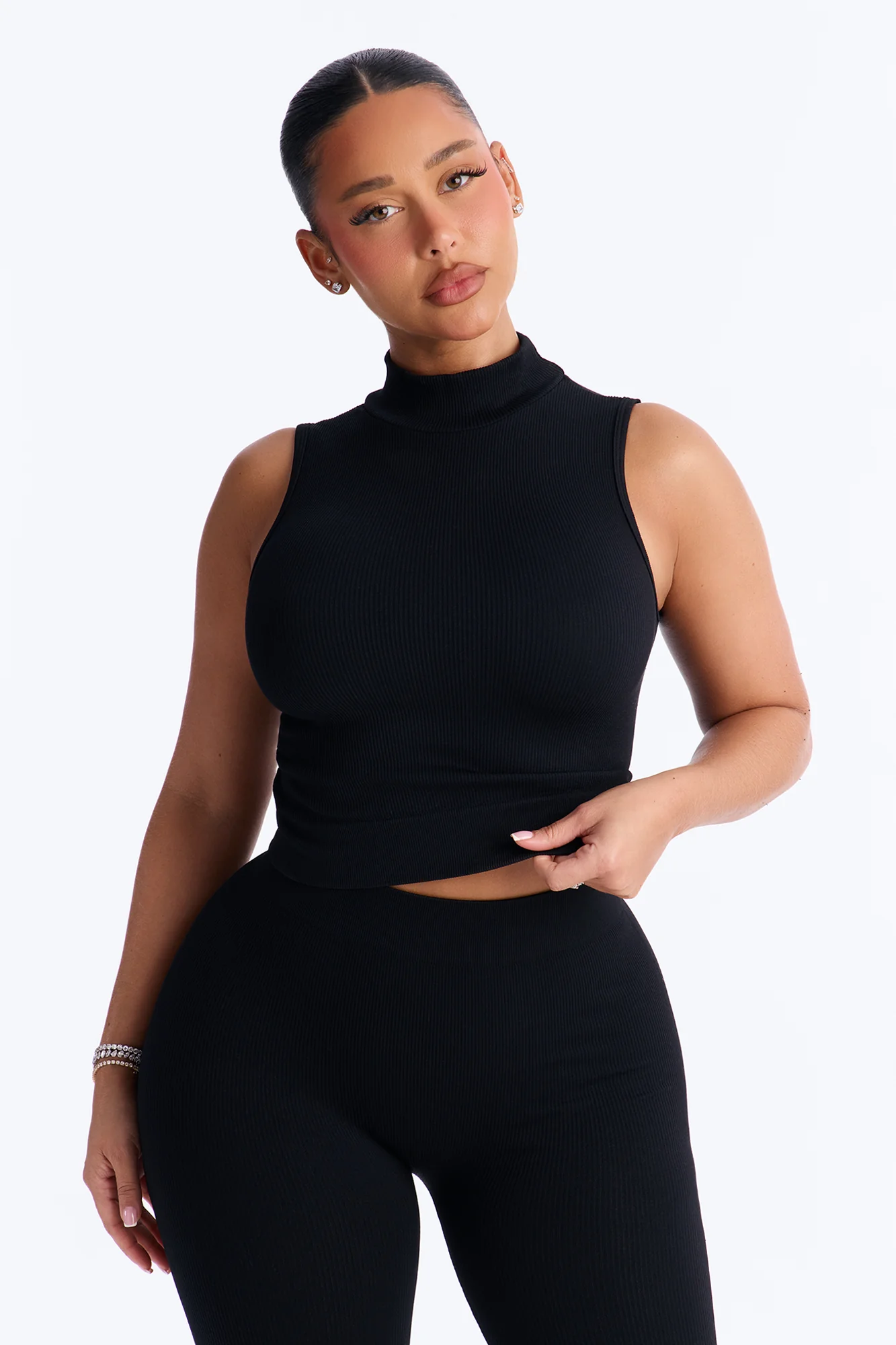 Cora Seamless Capri Set - Black - Image 2