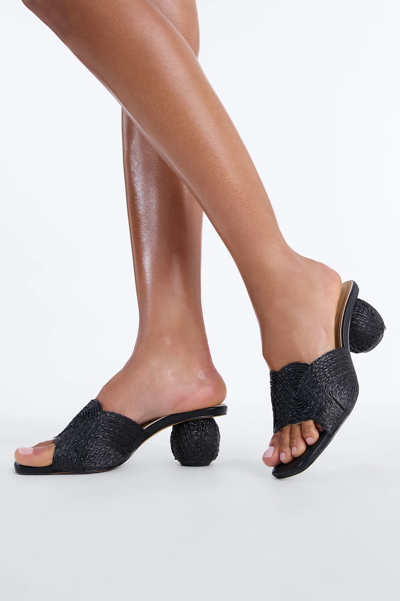 Coronado Beach Raffia Mules - Black