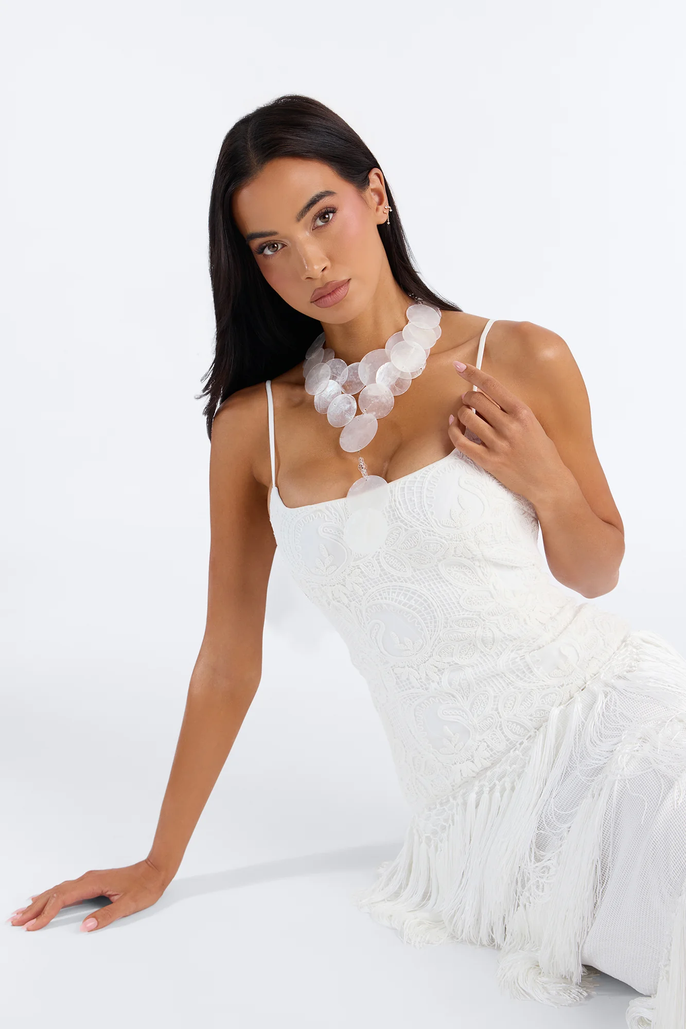 Crisp Shell Rounds Necklace - Ivory - Image 2