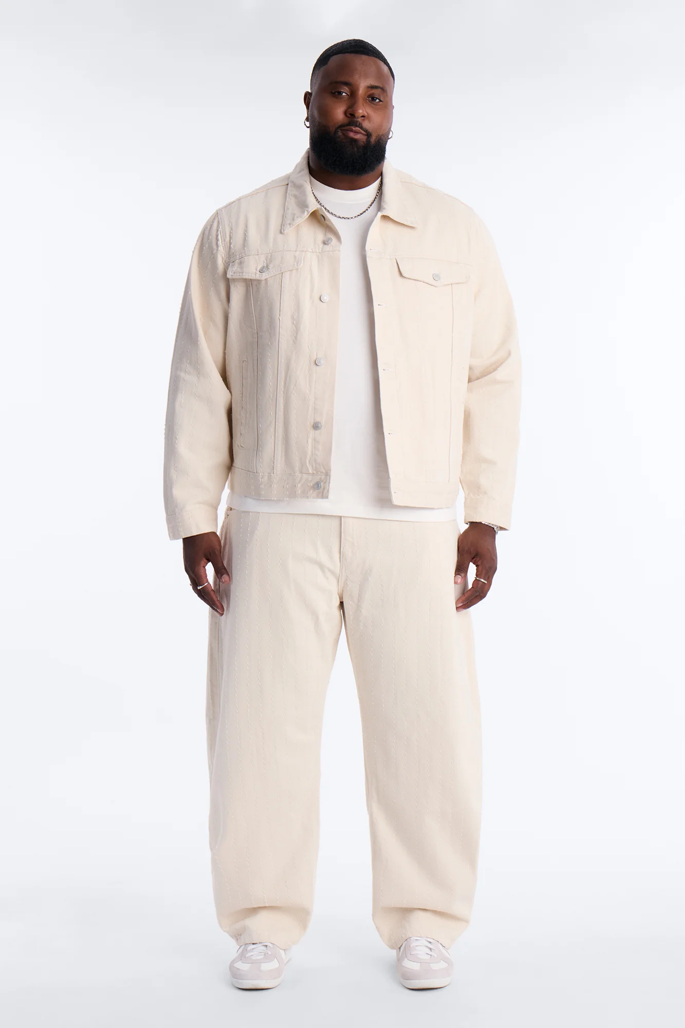 Cropped Feeling Edgy Denim Jacket - Cream - Image 6