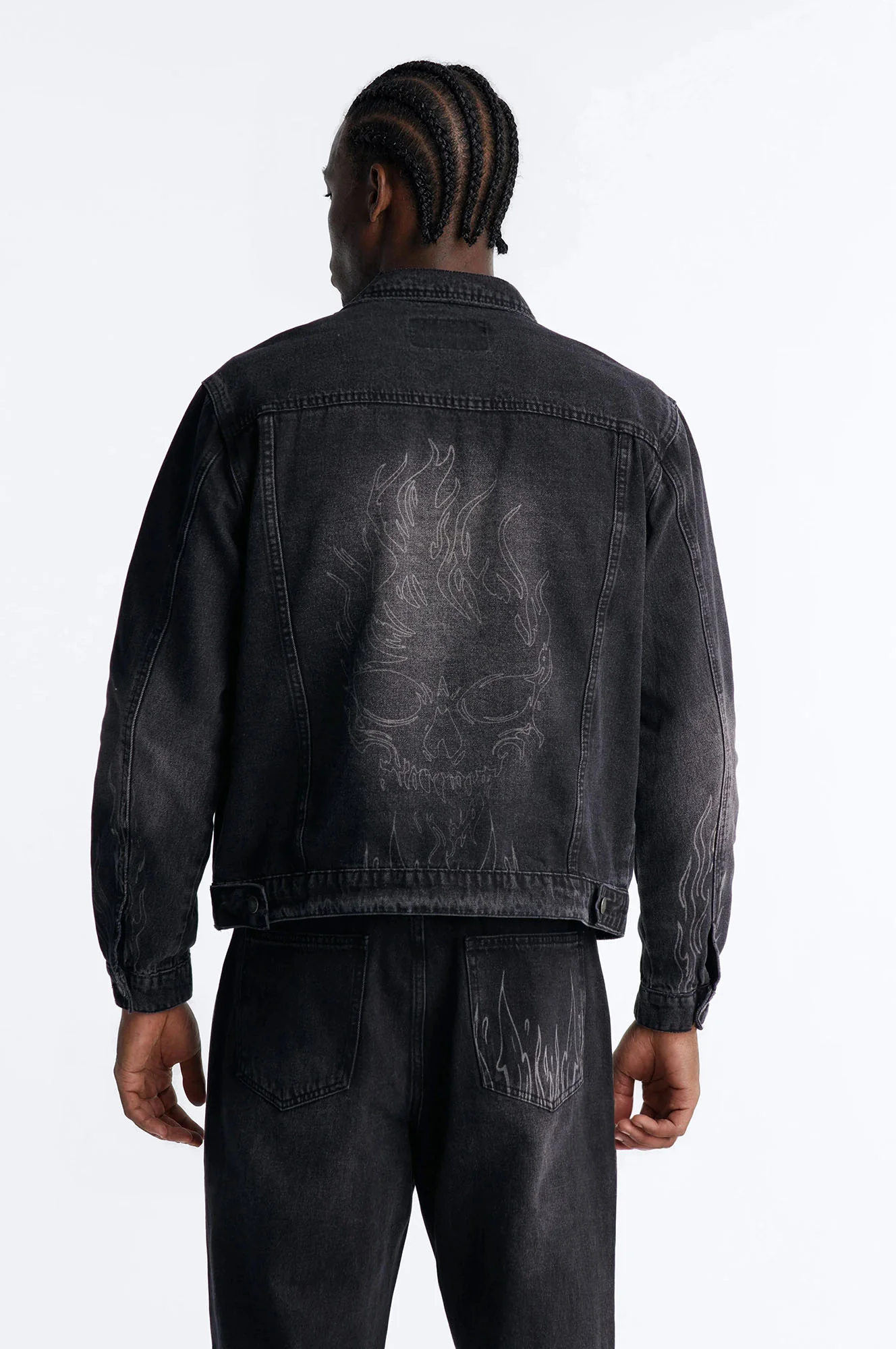 Cropped Hellfire Denim Trucker Jacket - Black Wash - Image 4