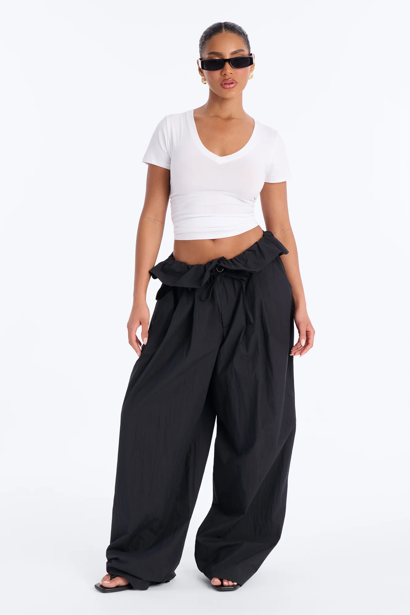 Darlene Basic V Neck Top - White - Image 2