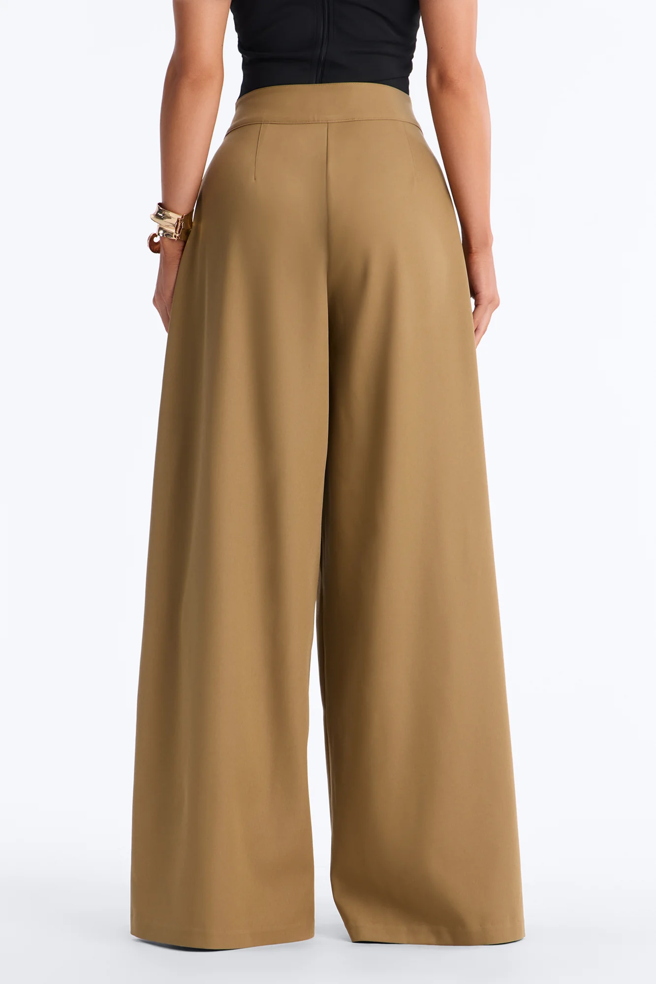 Darlene Crepe Super Wide Leg Pant 33″ - Olive - Image 3