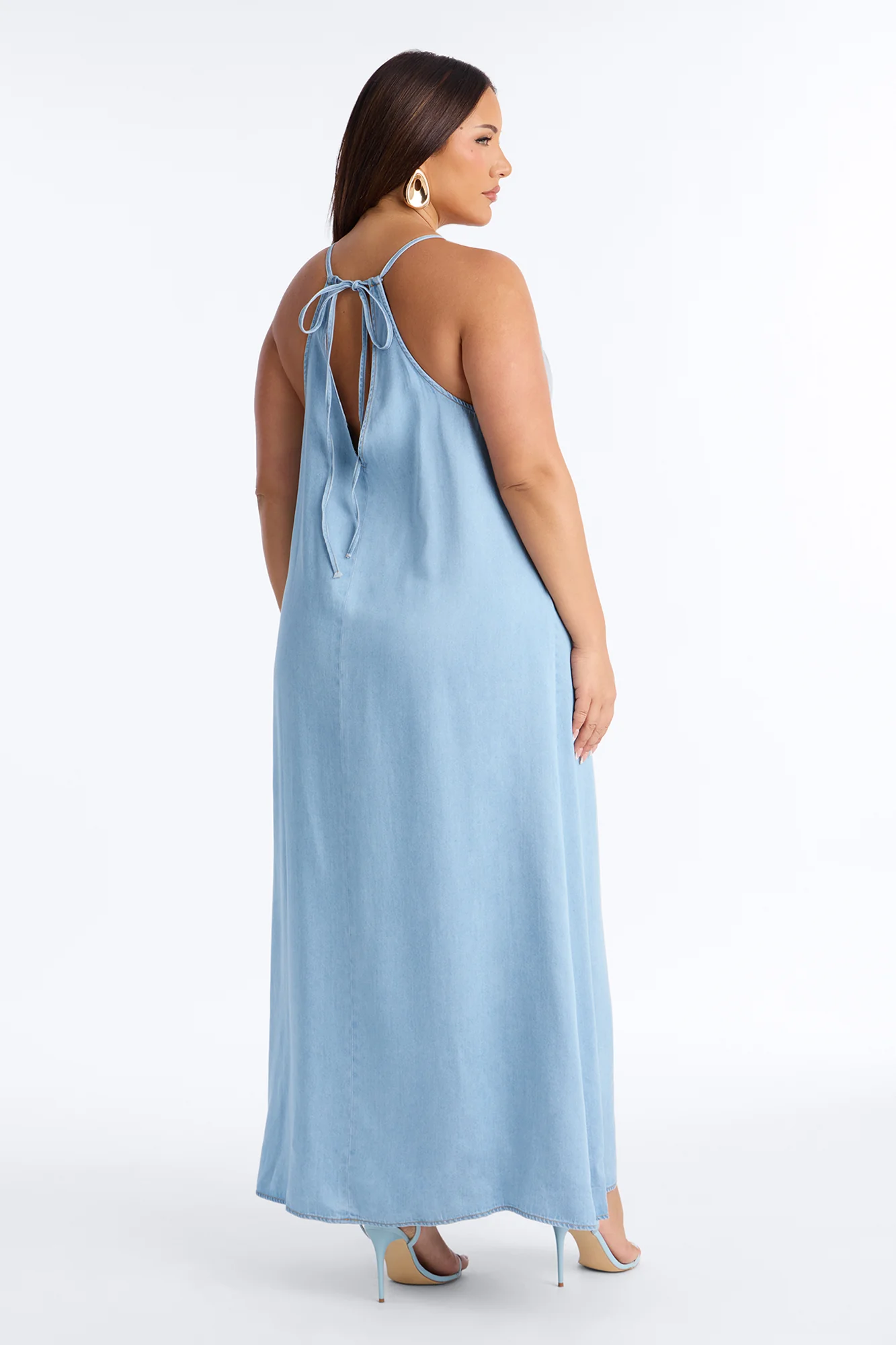 Daytime Chic Denim Maxi Dress - Light Wash - Image 7