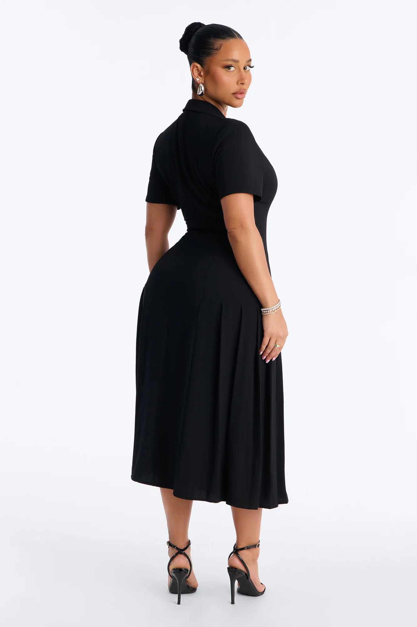 Delaney Button Up Pleated Midi Dress - Black - Image 4