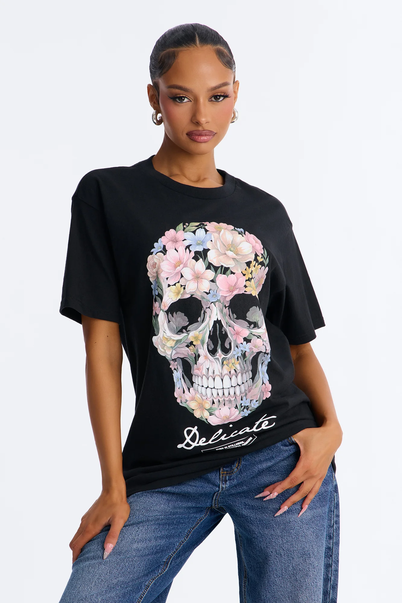 Delicate Flower Skull Tee - Black