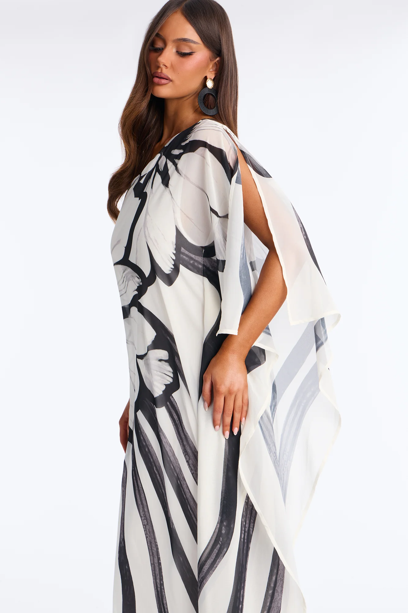Draped In Luxe Chiffon Kaftan Maxi Dress - Black/combo - Image 4