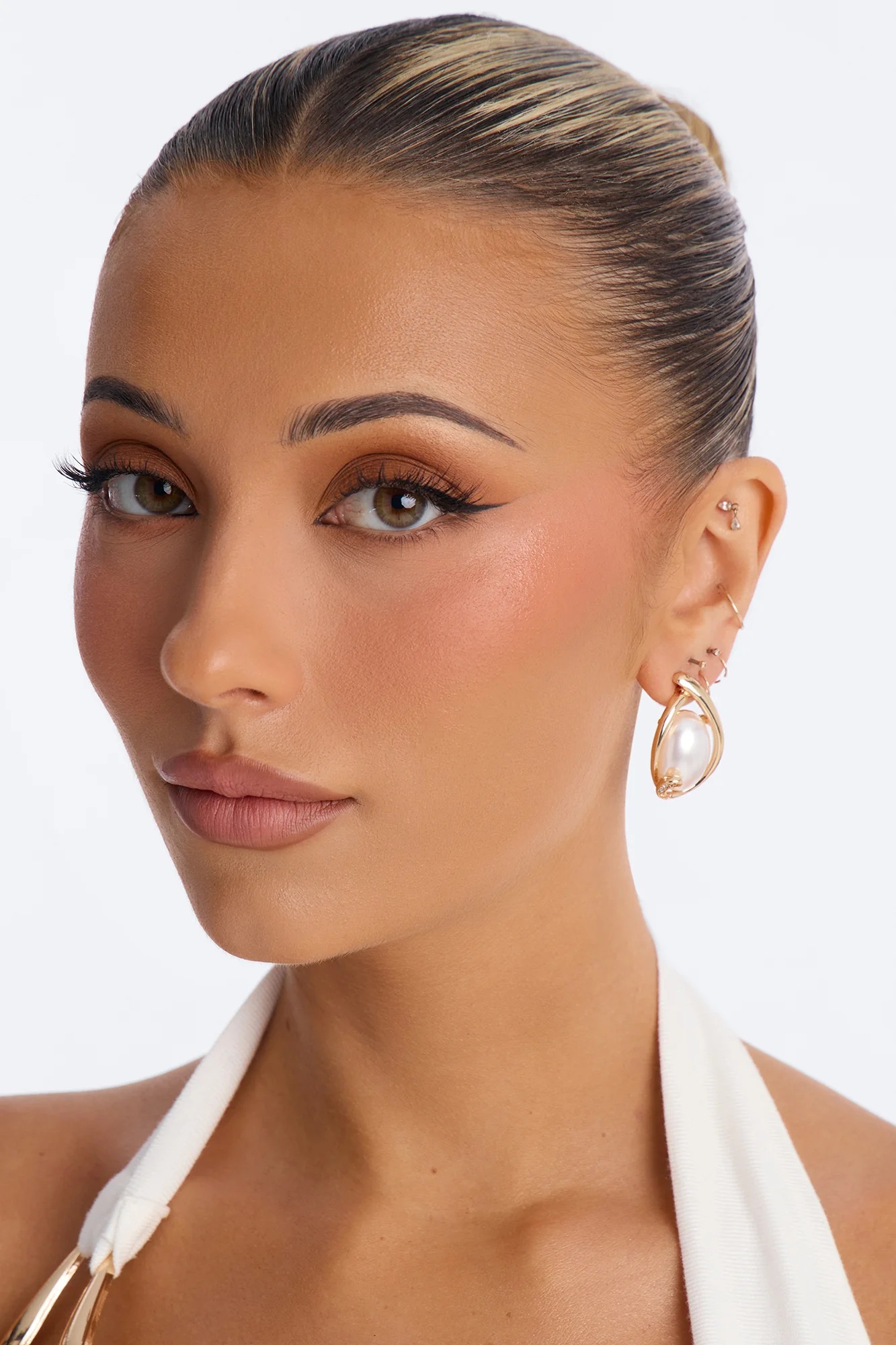 Drift Pearl Stud Earrings - Gold/combo - Image 2