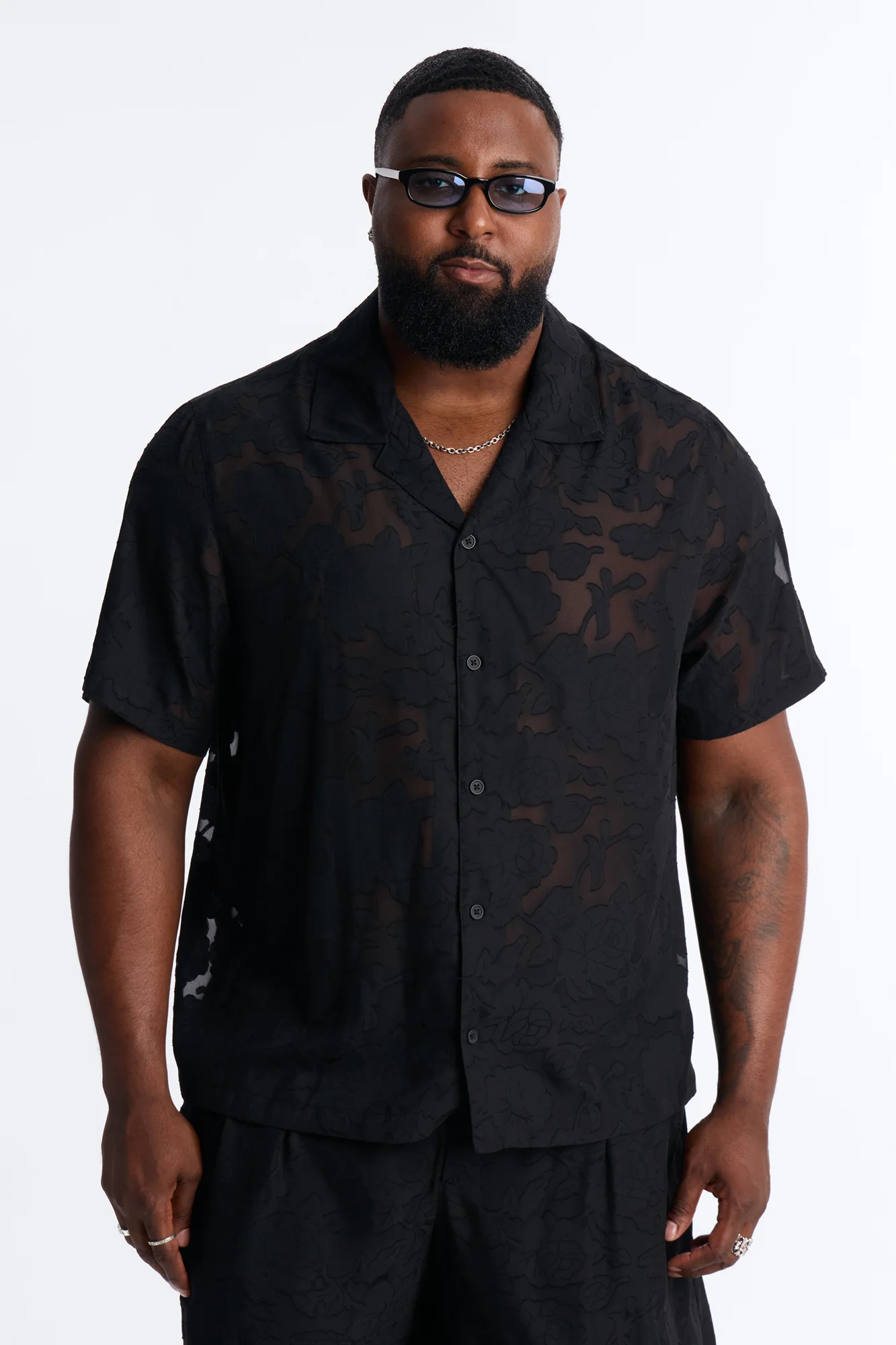 Duskforged Desert Rose Cuban Collar Button Up Shirt - Black - Image 5