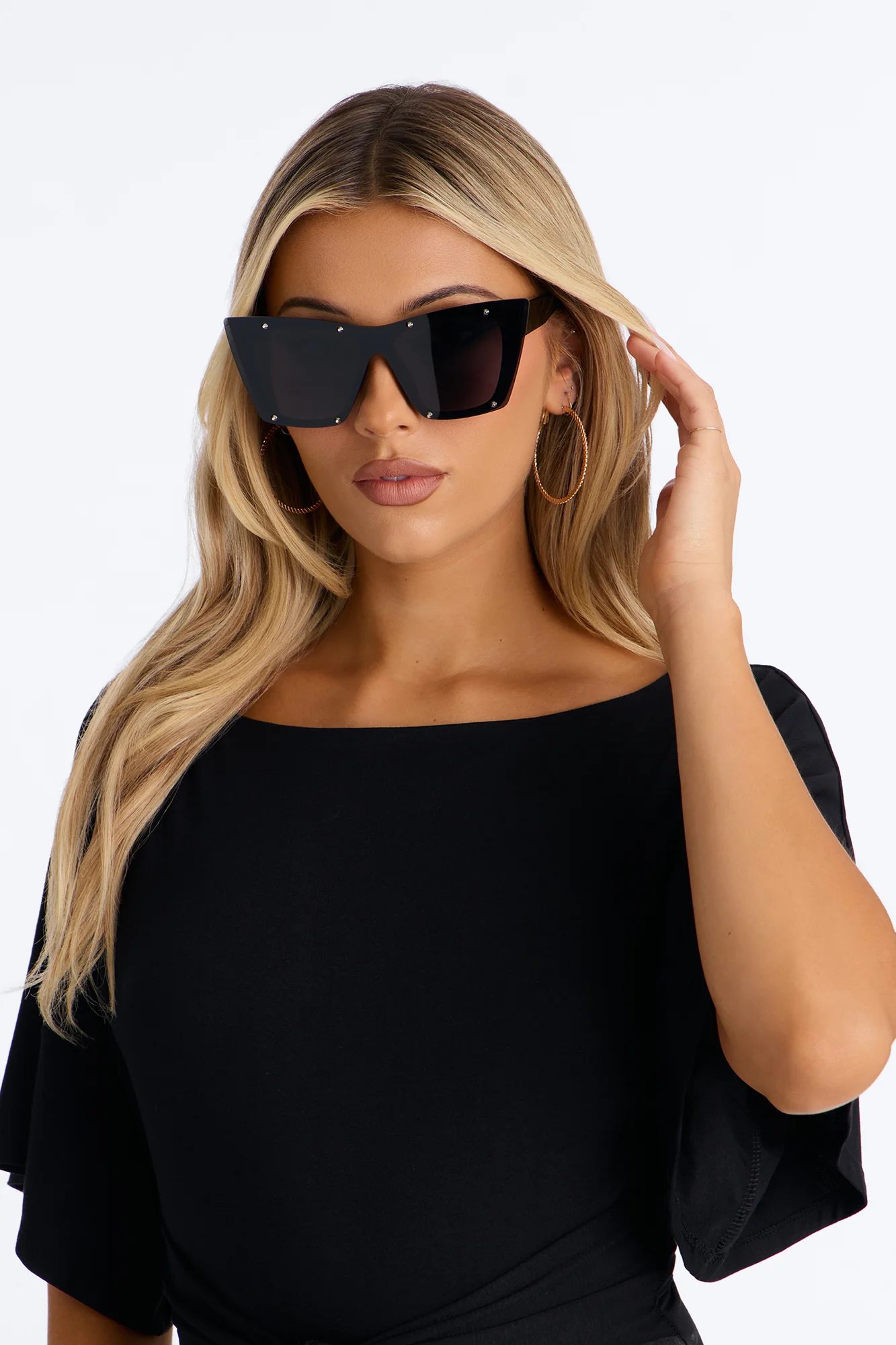 Effortless Cool Sunglasses - Black - Image 2
