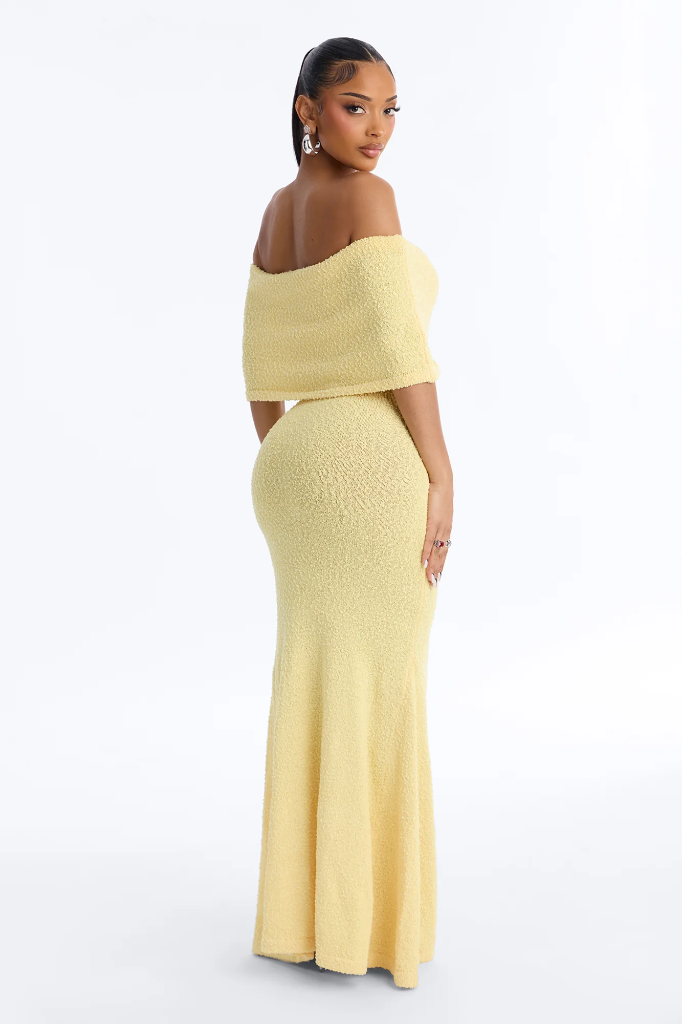 Effortless Edge Sweater Maxi Dress - Yellow - Image 4